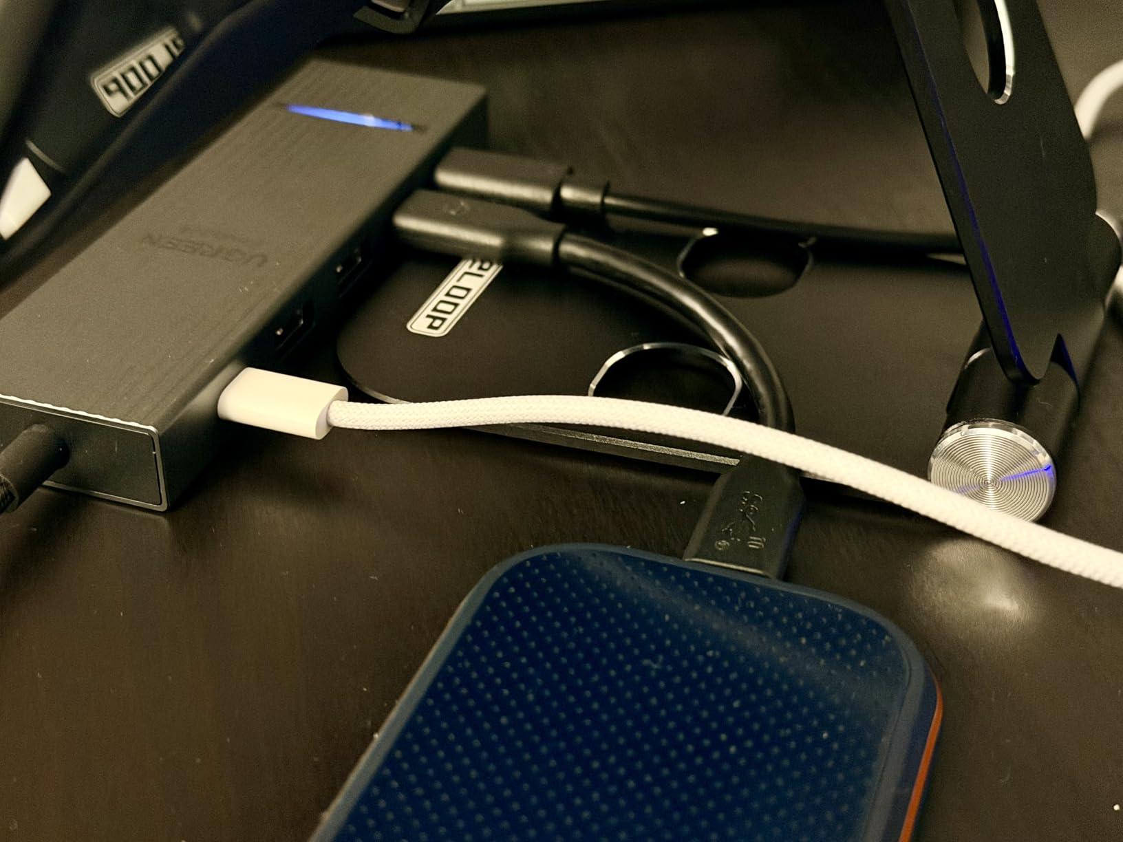 UGREEN Revodok Pro USB-C Hub 6 in 1 10Gbps 4K 60Hz HDMI | 100W PD charging, compatible with MacBook Pro/Air, iPad Pro, Thinkpad Rog Ally and More customer photo 1