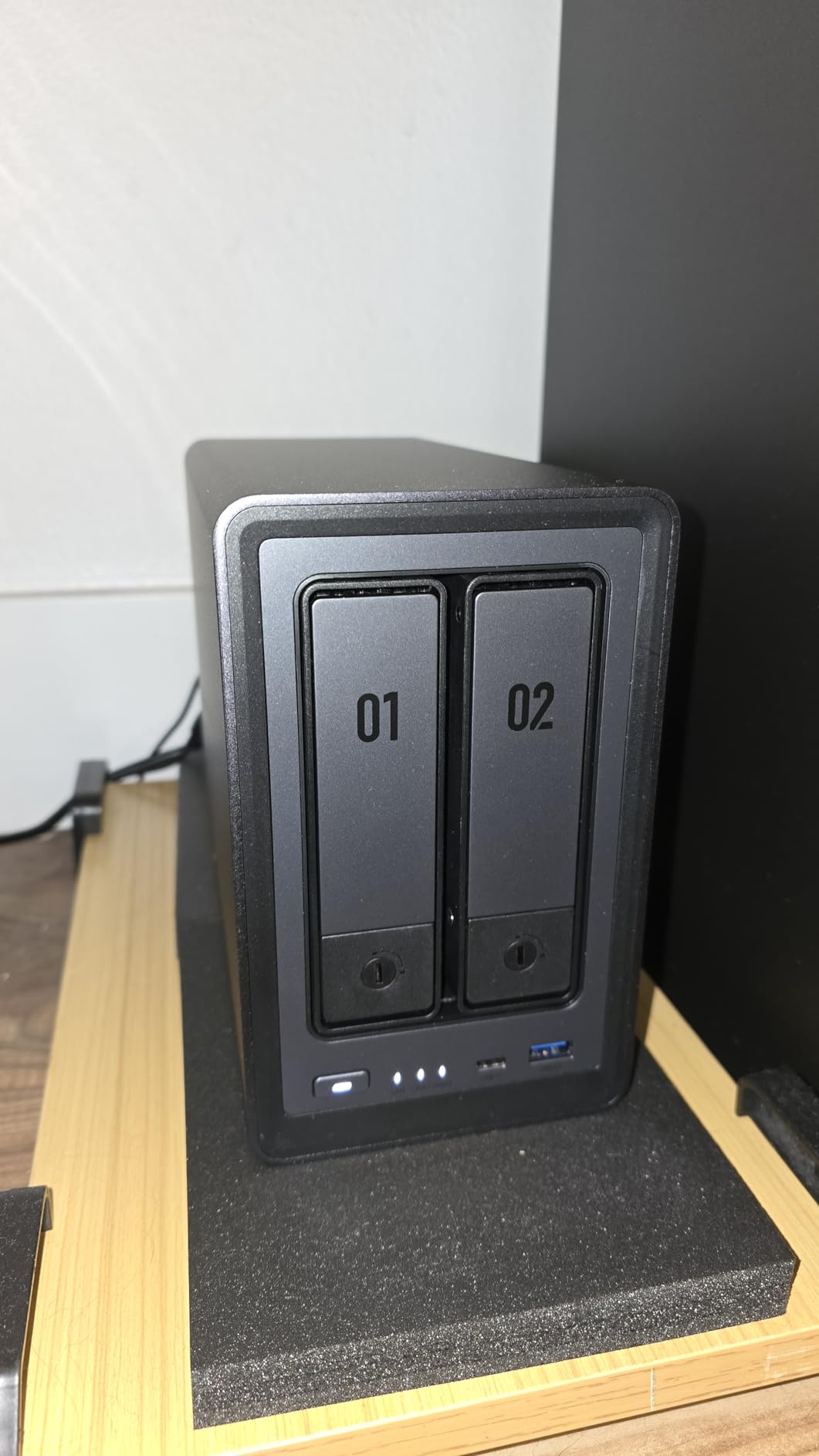 UGREEN NAS DXP2800 2-Bay, Ideal for Advanced Home Users, Remote Workers | Intel N100 Quad-Core CPU, 8GB DDR5 RAM, 2.5GbE, 2X M.2 NVMe Slots, 4K HDMI, Desktop NAS Network Attached Storage (Diskless) customer photo 1