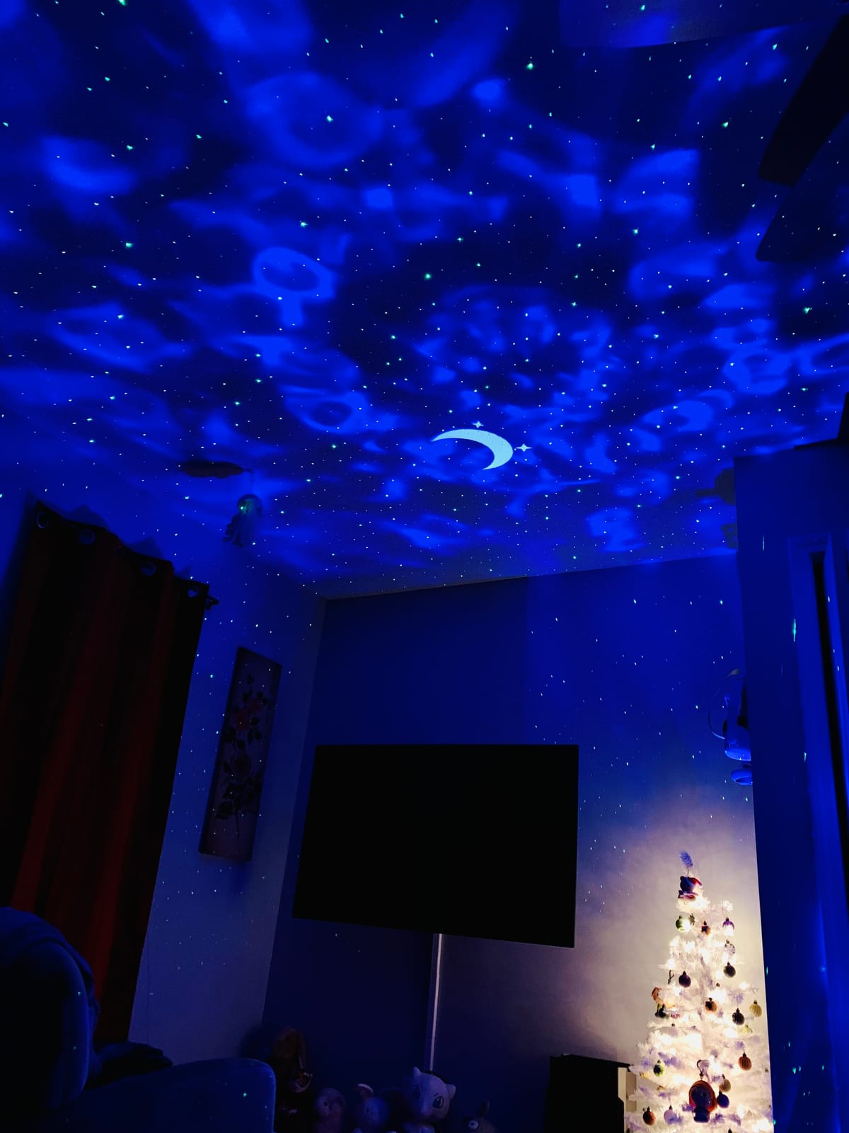 Fimilo Firefly Laser Projector Light, RGB Laser Landscape Lights Outdoor | Waterproof Firefly Light Projector, Remote, 10 Moving Effect, Timer, Large Coverage for Tree Decor Christmas Halloween Party customer photo 1