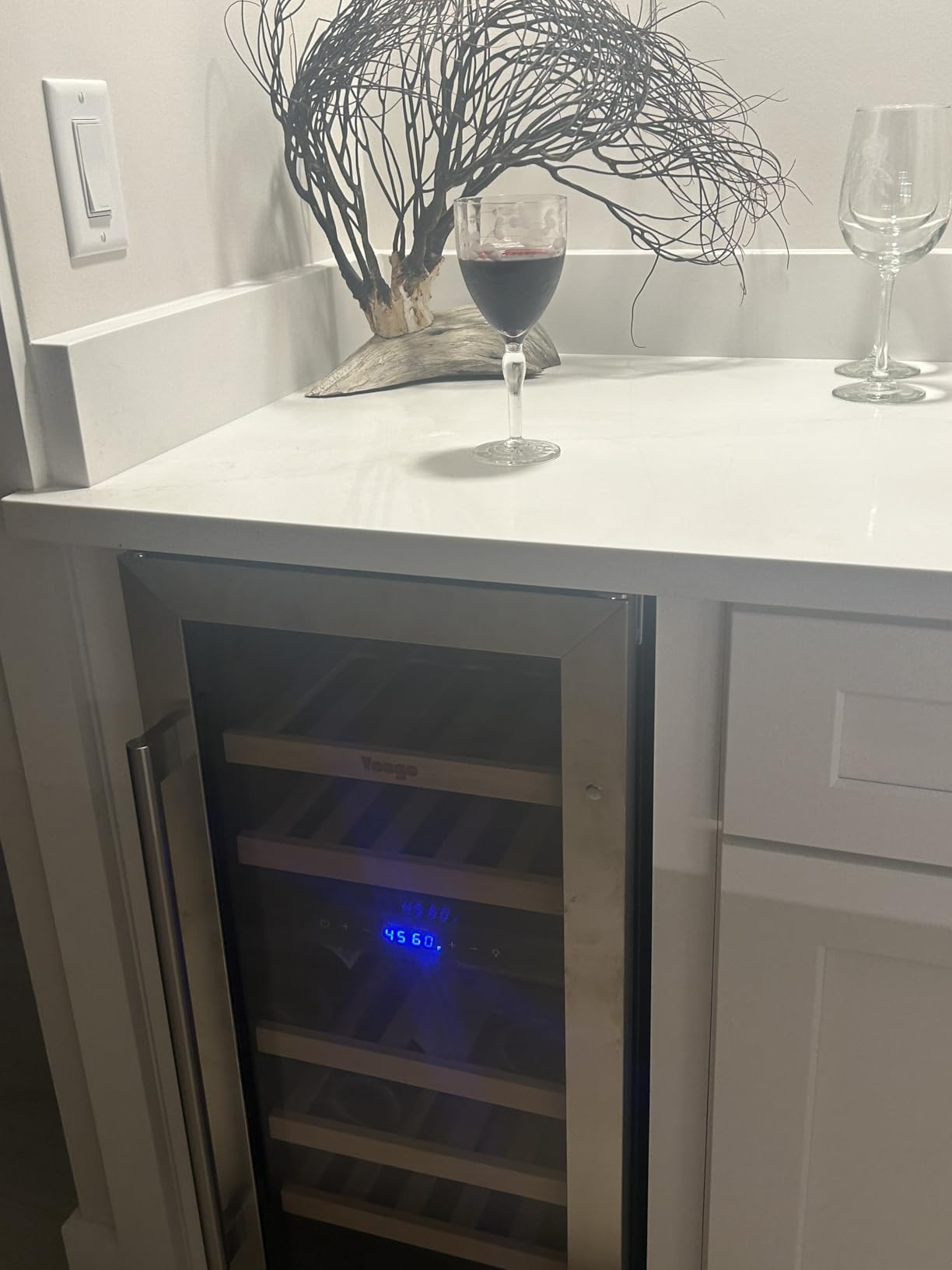Yeego 15 Inch Wine Fridge, 33 Bottle Wine Cooler with Glass Door customer photo 1