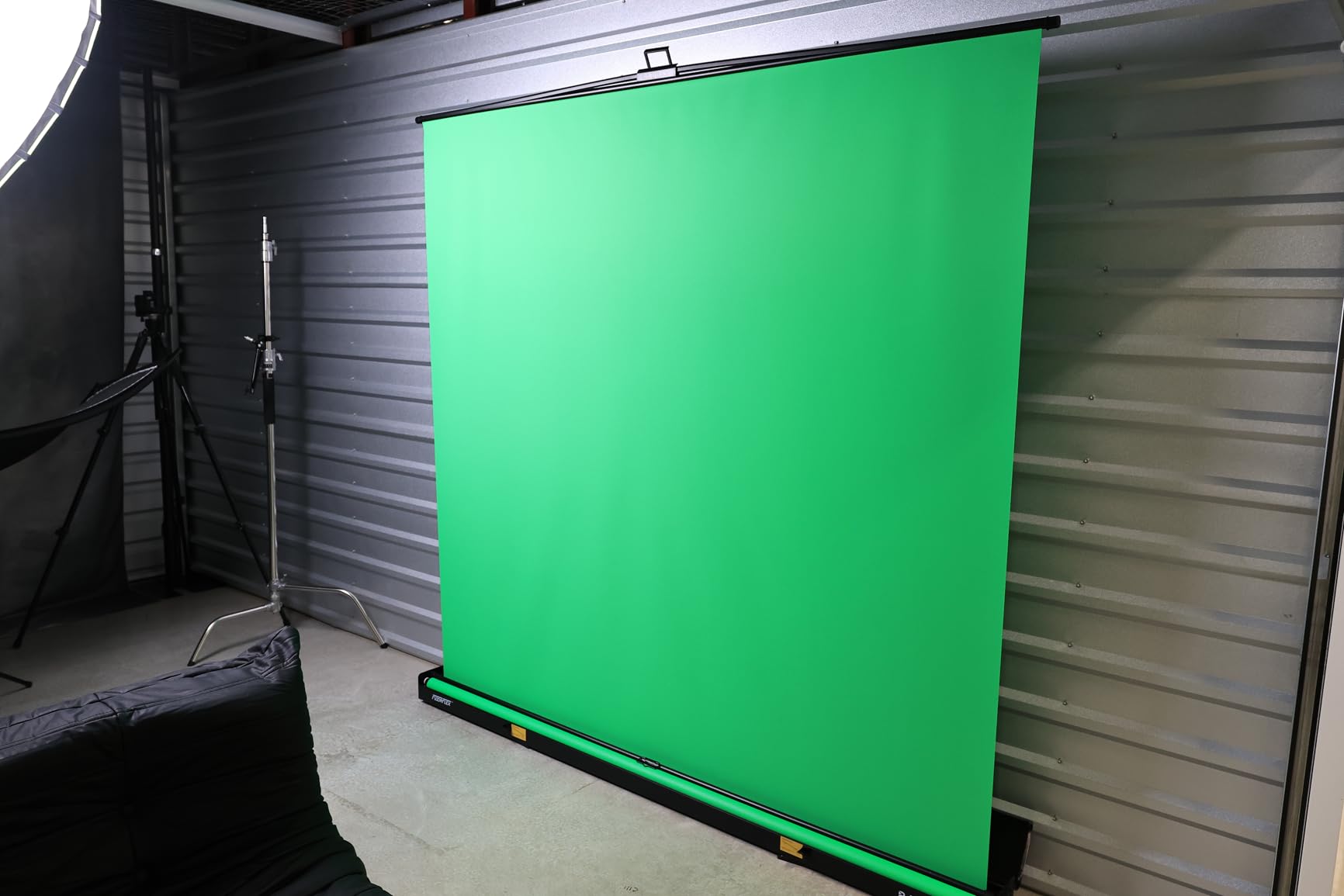 RAUBAY 7x7x7 ft Collapsible Green Screen - FloorFlex Chroma Key Background customer photo 2
