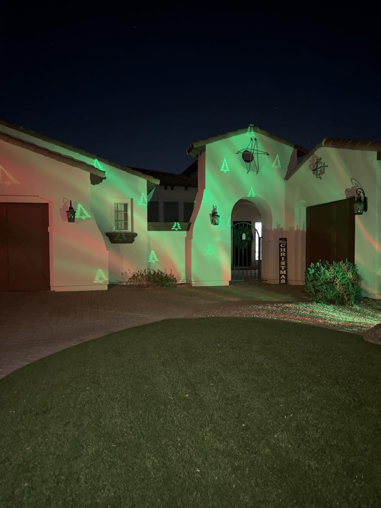Govee Outdoor Projector Light, Upgraded Aurora Star Projector for Yard | 50+ Scene Modes with 16 RGB Patterns for Indoor & Outdoor Holiday Display, Work with Alexa, Google, Matter, IP65 Waterproof customer photo 2