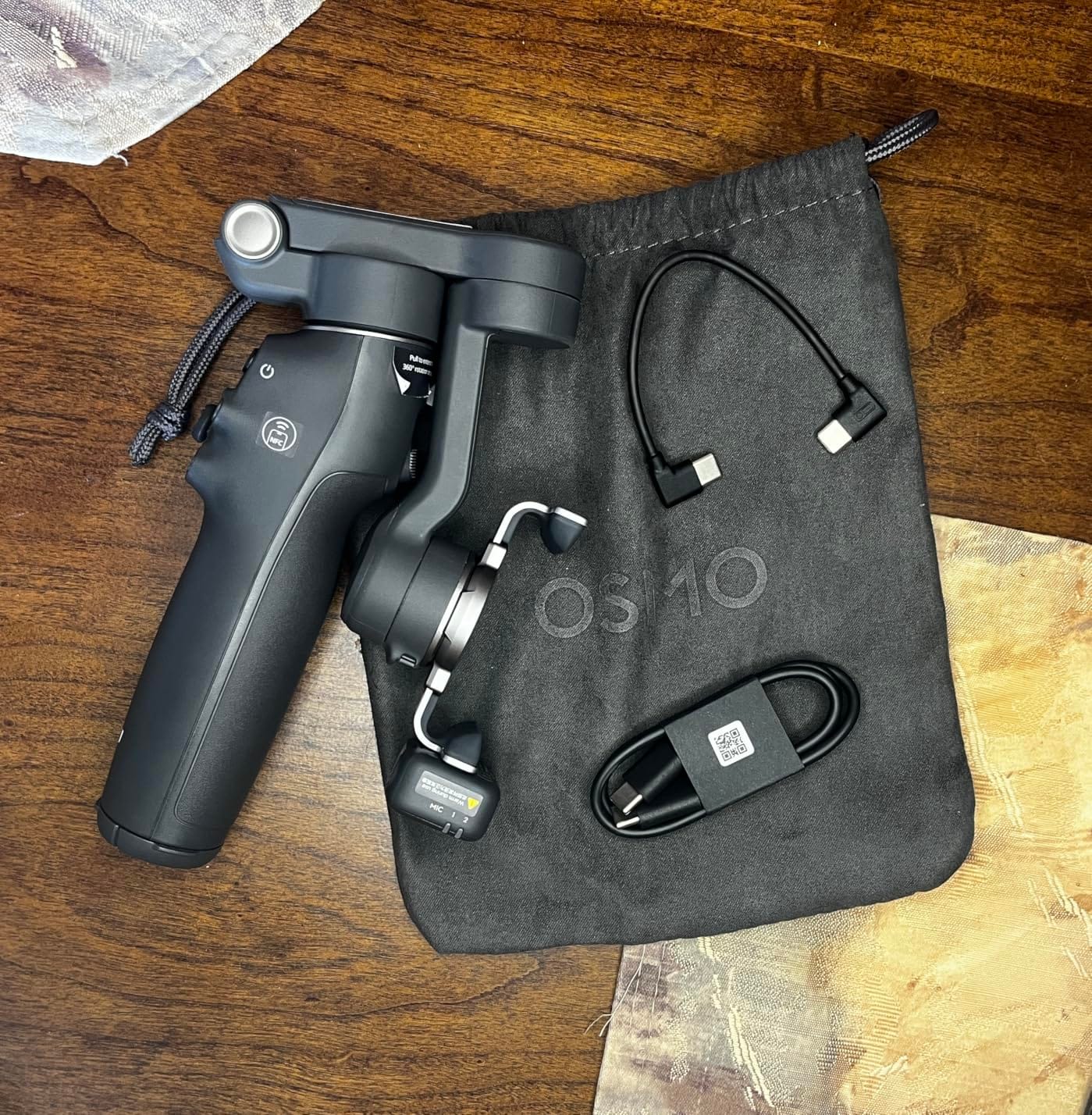 DJI Osmo Mobile 8 Gimbal Stabilizer for Phone, 3-Axis Stabilization | AI Native Tracking with Audio & Lighting, 360° Pan Rotation, Built-in Extension Rod & Tripod, 10h Battery customer photo 2