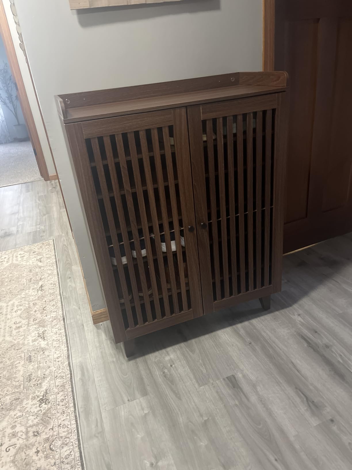 IRONCK Shoe Cabinet with Slatted Doors, 6-Tier Shoe Storage Cabinet, Walnut customer photo 2