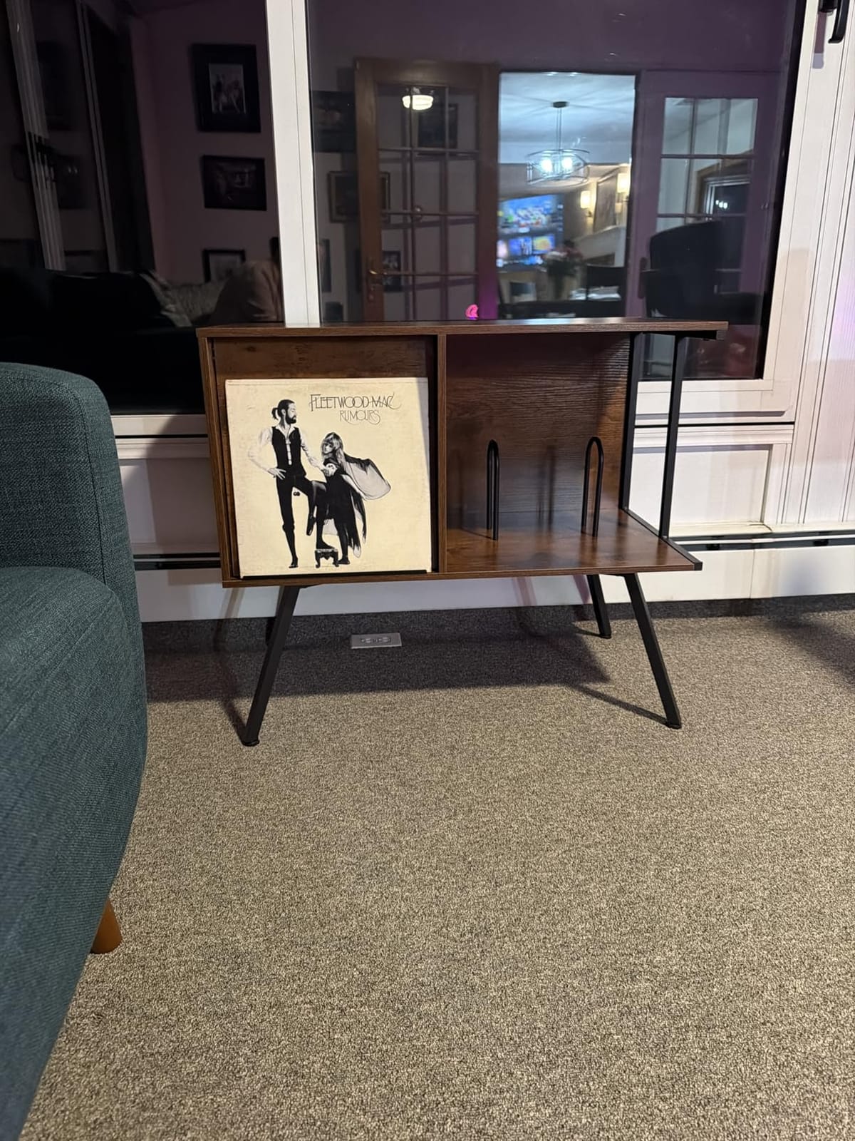 Faesun Flip Top Record Player Stand, Large Turntable Stand Holds up to 150+ Albums, Vintage Mid Century Record Player Table, Stereo Cabinet with Open Storage, for Living Room, Bedroom, Walnut customer photo 2