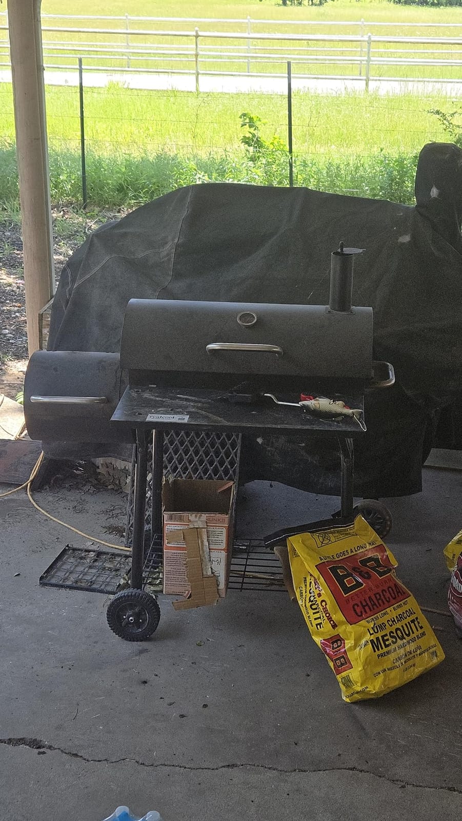 Realcook Charcoal Grill with Offset Smoker: Spacious Barrel Charcoal Grills with 800 Sq. In. Cooking Space - BBQ Offset Smoker Combo for Backyard Parties customer photo 2