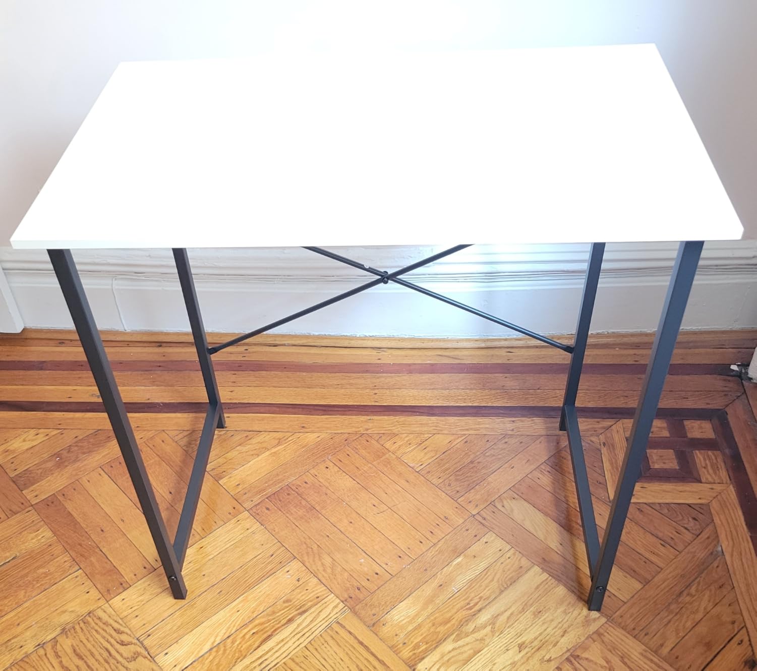 Sweetcrispy 32-Inch Small Computer Desk for Bedroom, Modern White | Gaming Writing Work and Study Desk for Home Office, Sturdy Metal Frame and Compact Modern Design with X-Shaped customer photo 2