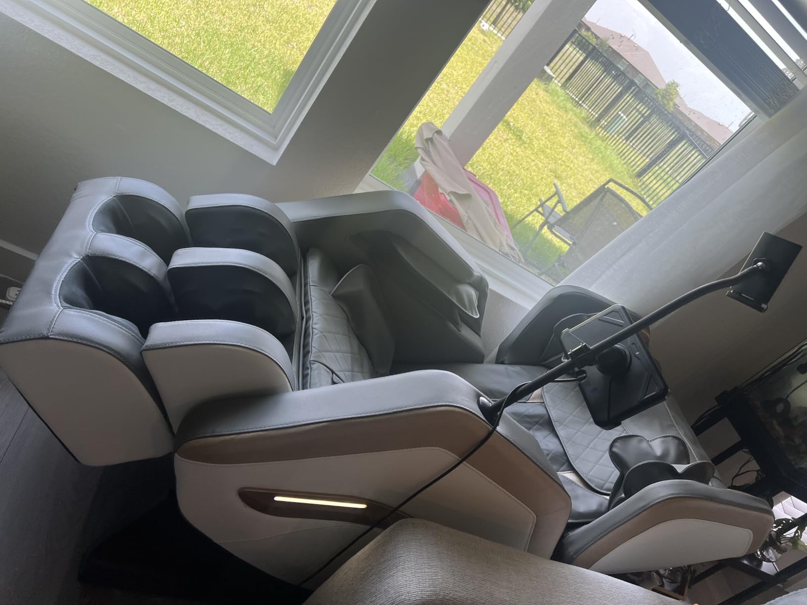 NAGLIFOR Massage Chair Full Body 14 Fixed Roller Zero Gravity, 5 Auto Modes, Nightlights customer photo 2