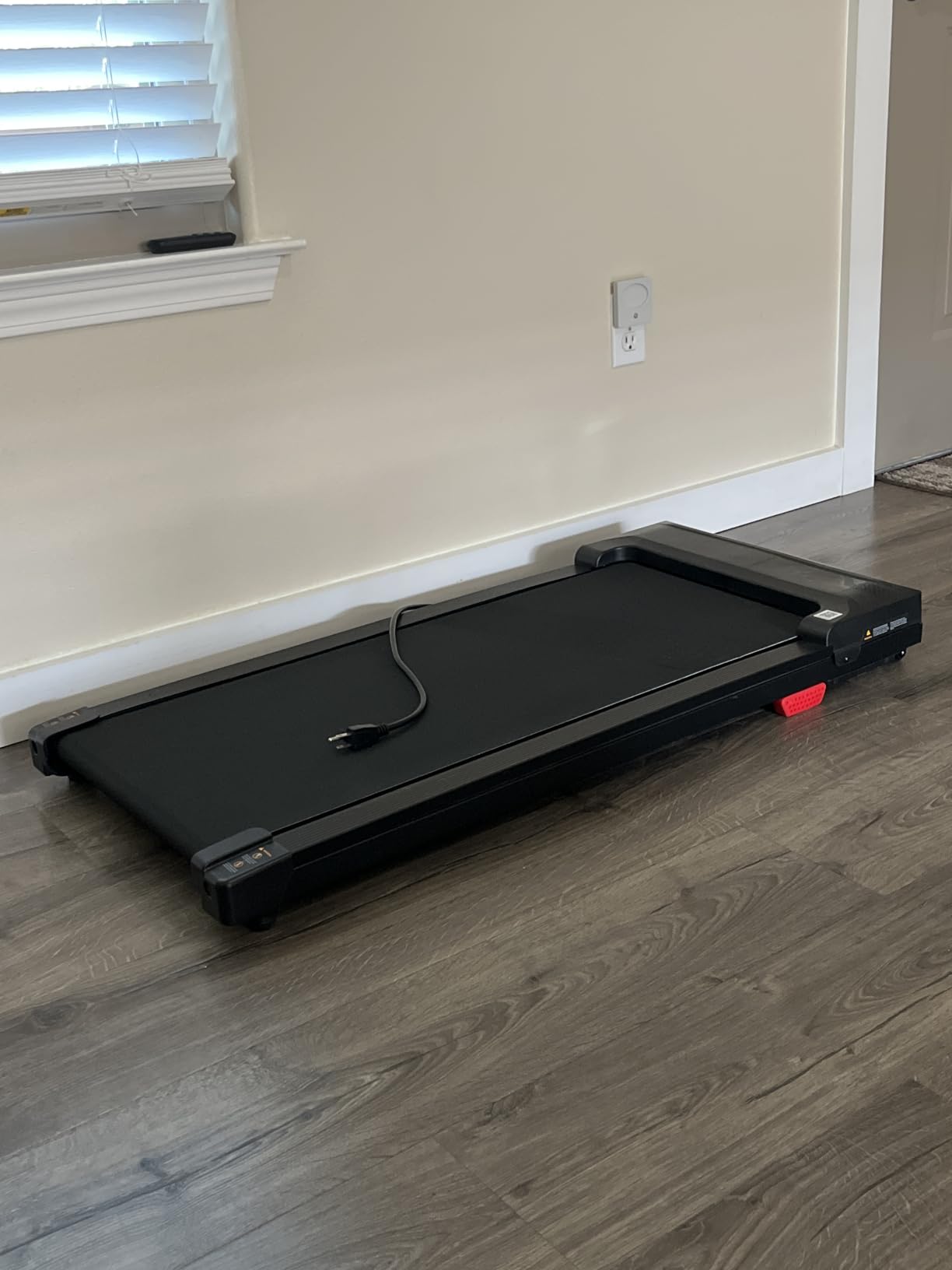 Walking Pad Treadmill for Home - Under Desk Treadmills Mini Portable Walking Running Machine Slim Compact Motorized Electric Treadmill with Adjustable Speed Remote customer photo 1