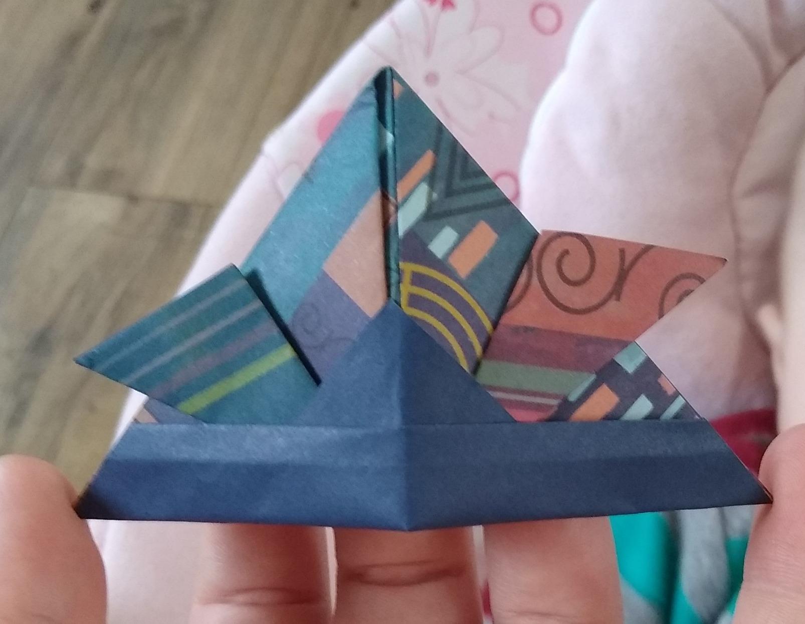 Japanese Origami for Beginners Kit: 20 Classic Origami Models: Kit with 96-page Origami Book, 72 Origami Papers and Instructional Videos: Great for Kids and Adults! customer photo 2