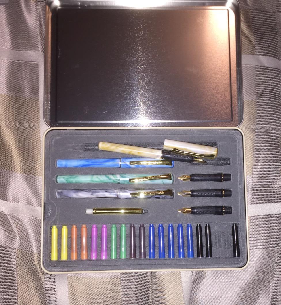 STAEDTLER calligraphy pen set, ideal for all skill levels, 899 SM5, Assorted, 33 Piece Set customer photo 1