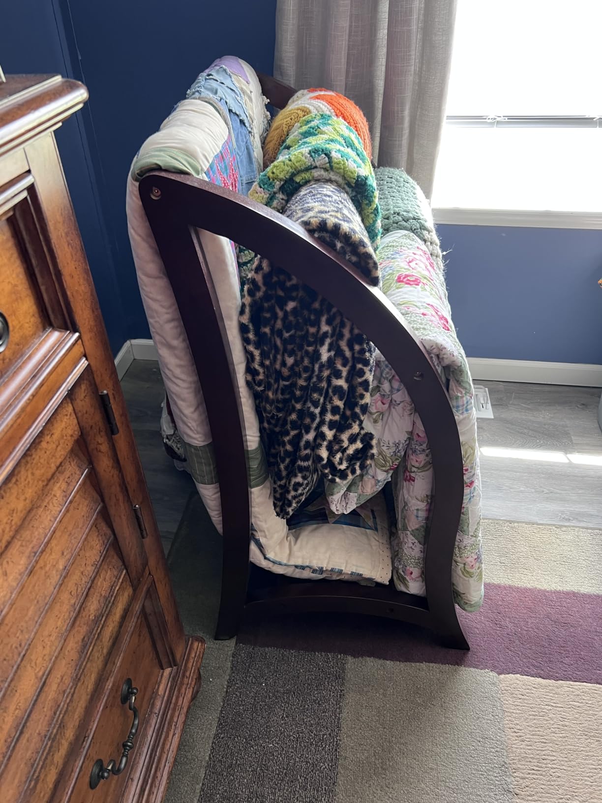 Winsome Wood Quilt Rack with 3 Rungs, Antique Walnut (94036) customer photo 1