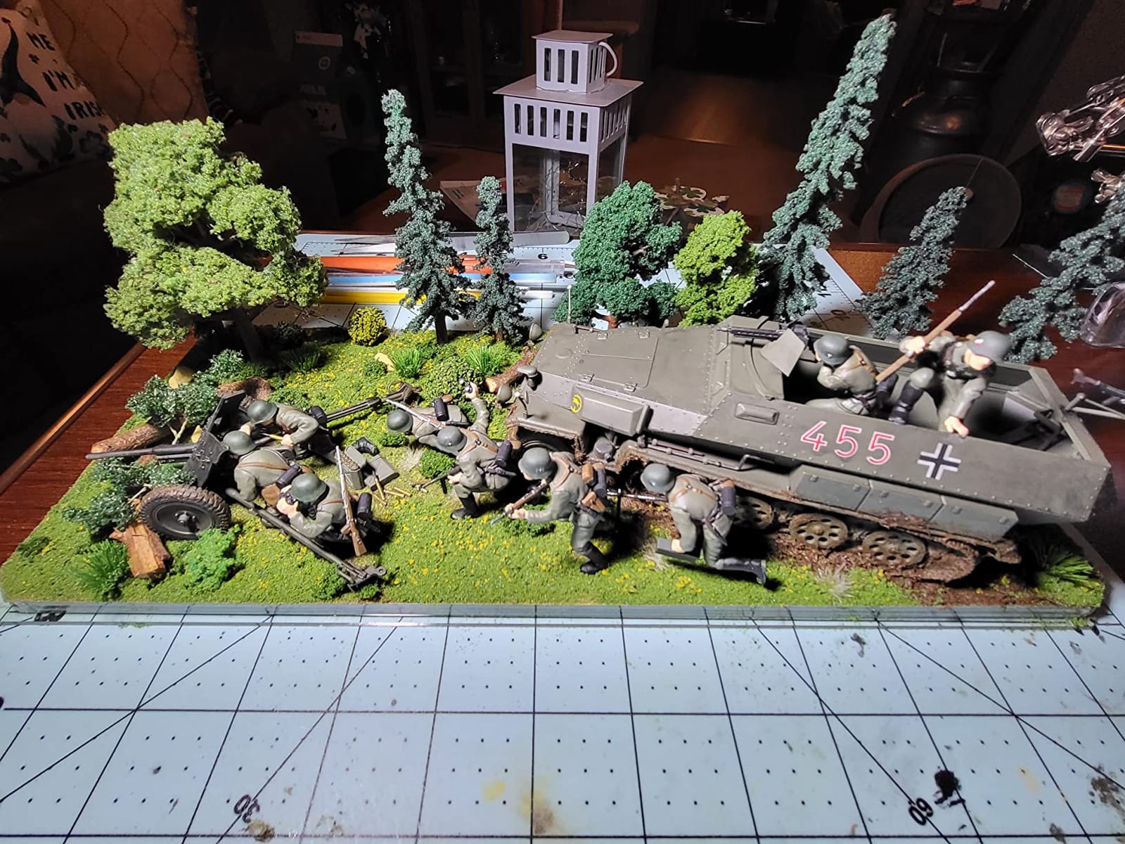 Tamiya 35020 1/35 German Hanomag SDKFZ 251/1 Plastic Model Kit customer photo 2