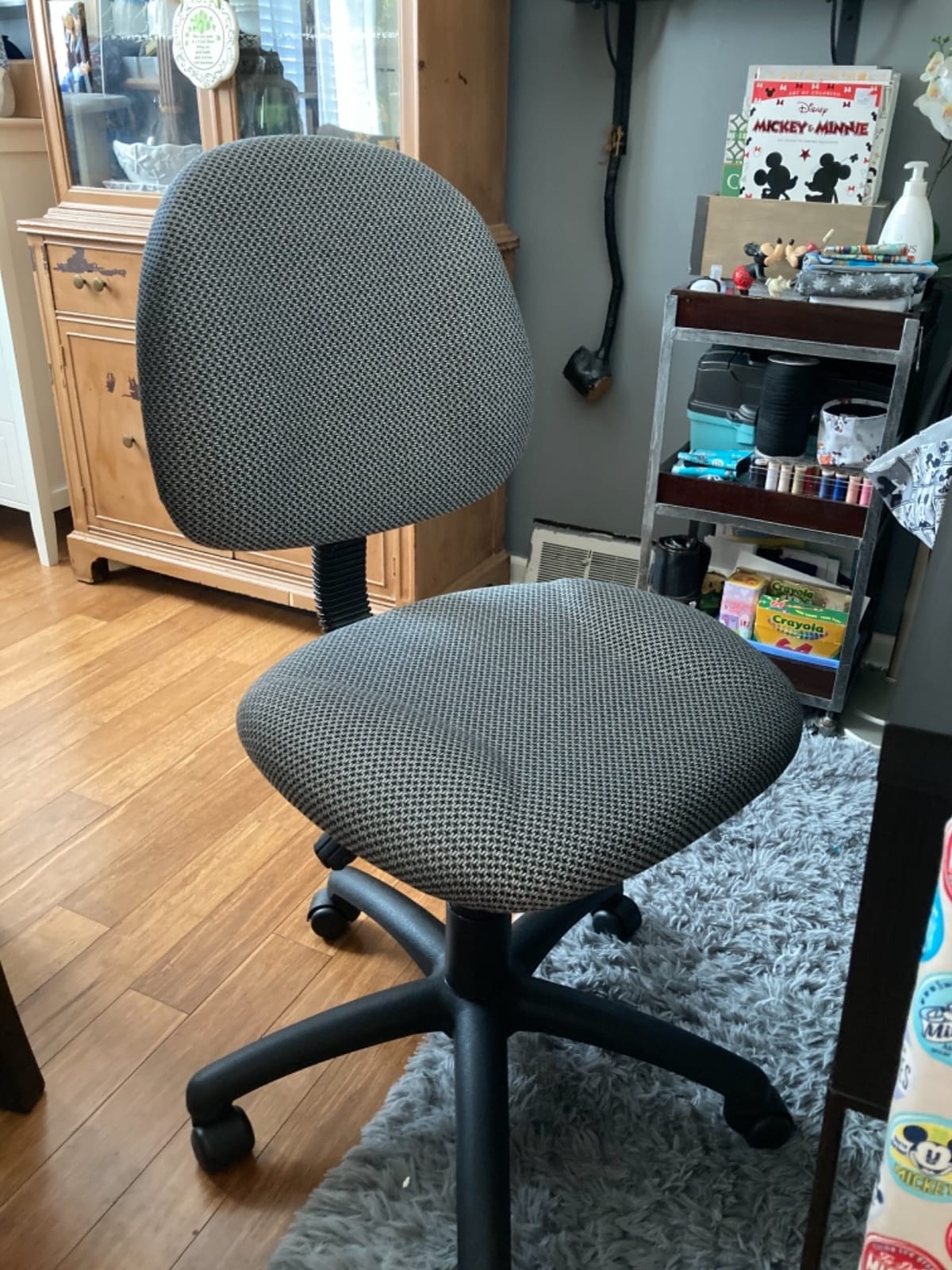 Boss Office Products B315-BE Perfect Posture Delux Fabric Task Chair Without Arms in Blue, 250 customer photo 1