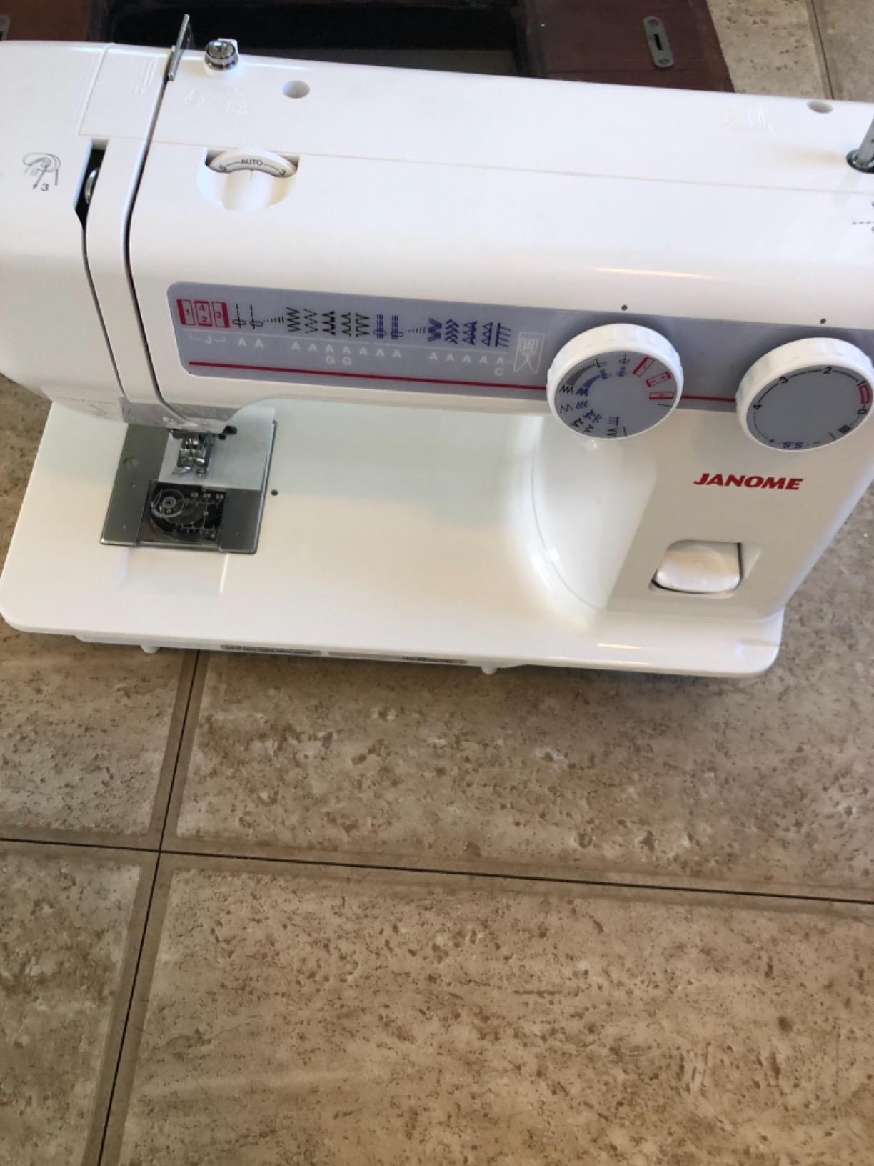 Janome 712t Treadle Sewing Machine, 10 Stitches and 4 Step Buttonhole customer photo 1