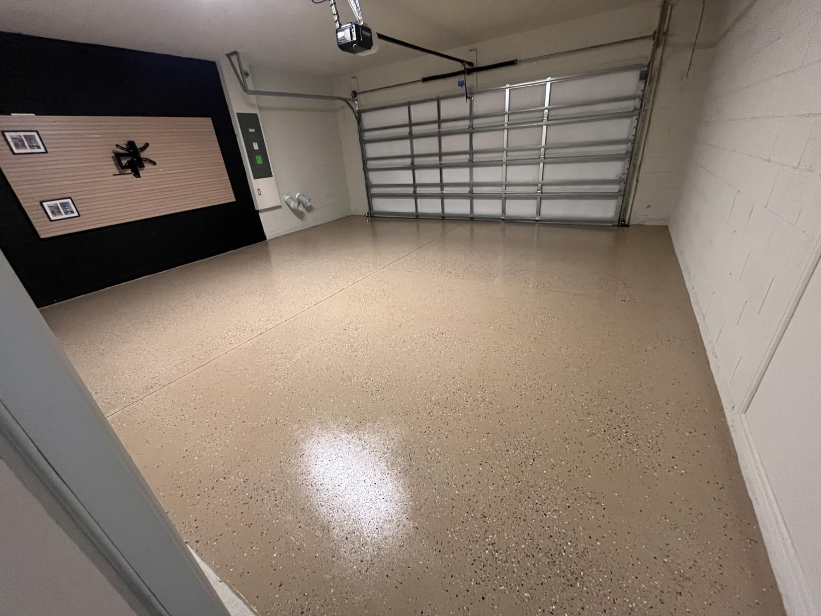 Rust-Oleum EpoxyShield Gloss Gray Garage Floor Coating Kit customer photo 2