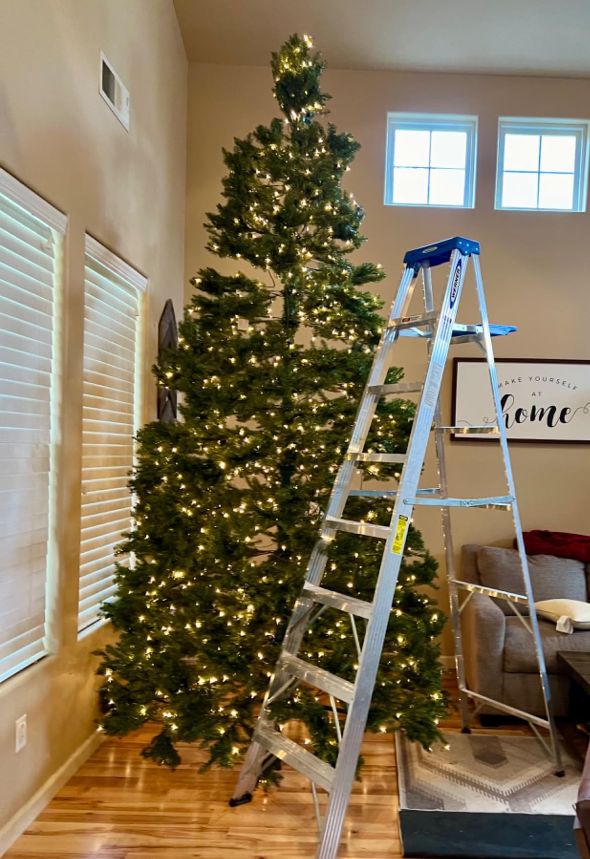 National Tree Company 6.5ft Pre-Lit Dunhill Fir Artificial Christmas Tree customer photo 2