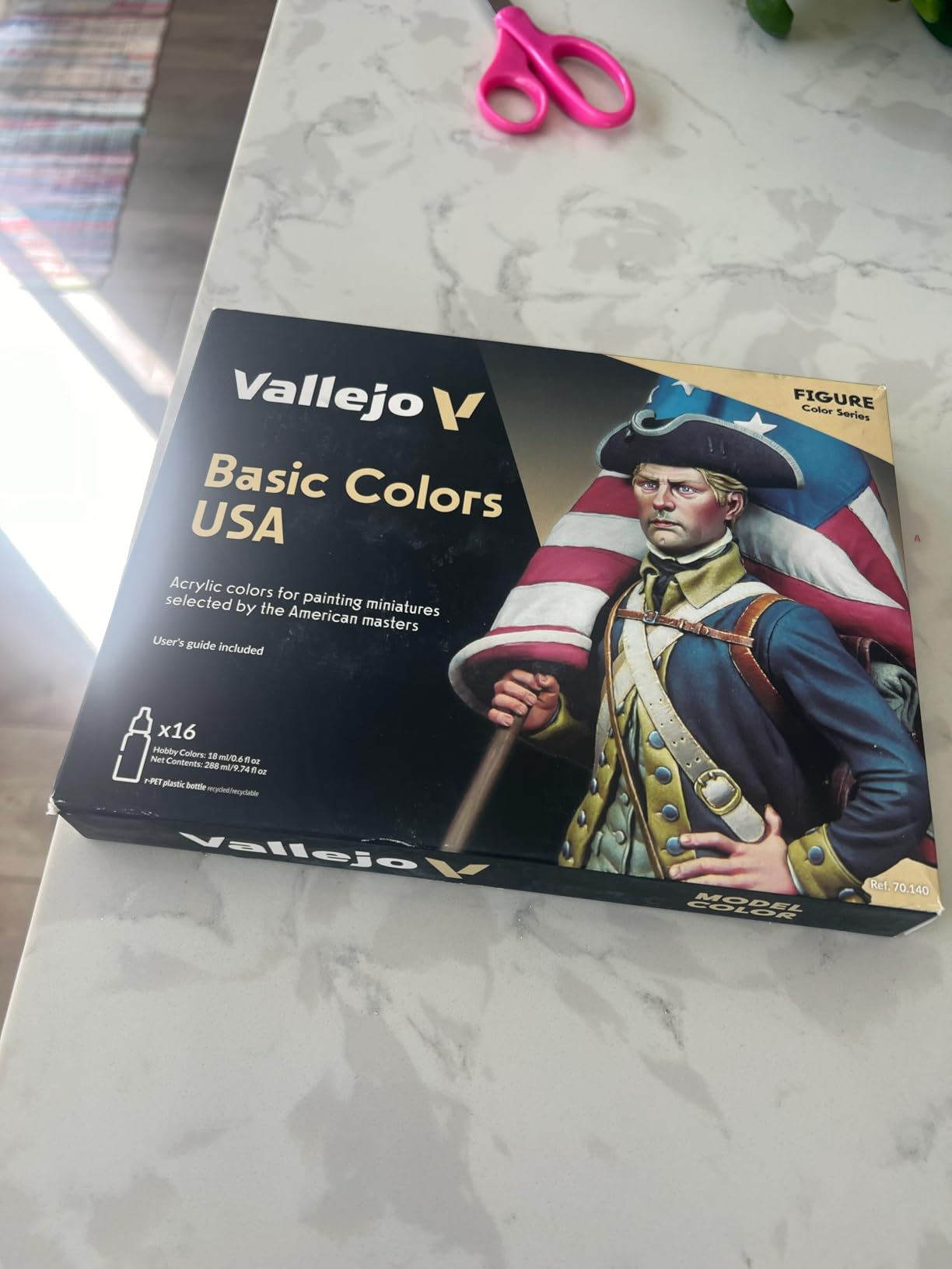 Vallejo - Basic Colors USA Acrylic Paint Set | Model Color | Figure Color Series Historical Miniature Kit to Achieve Historical Accuracy with Artist-Grade Pigments | 16 Bottles x 18 ml (0.60 fl.oz.) customer photo 1
