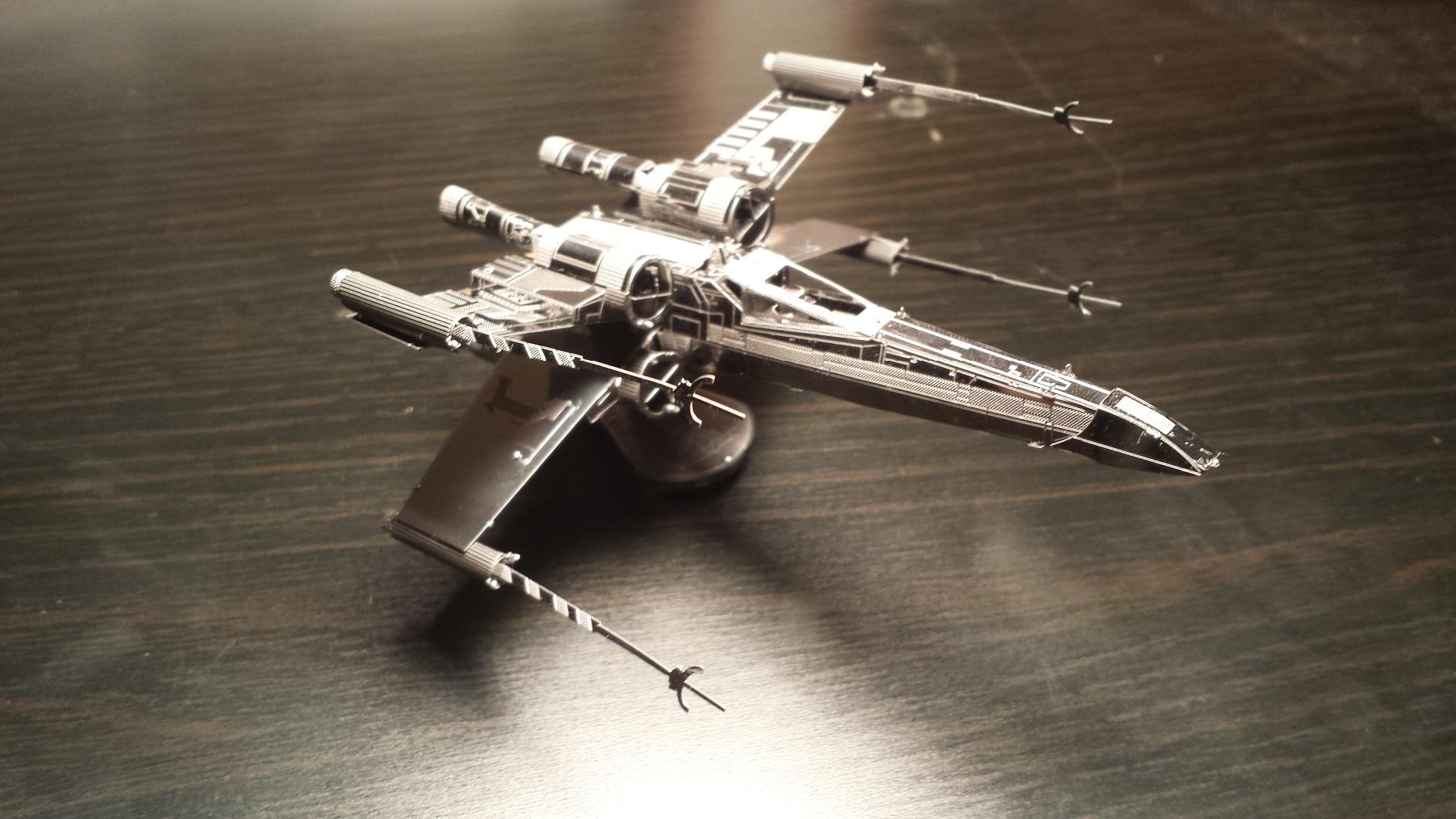 Metal Earth Star Wars X-Wing Fighter 3D Metal Model Kit Fascinations customer photo 2