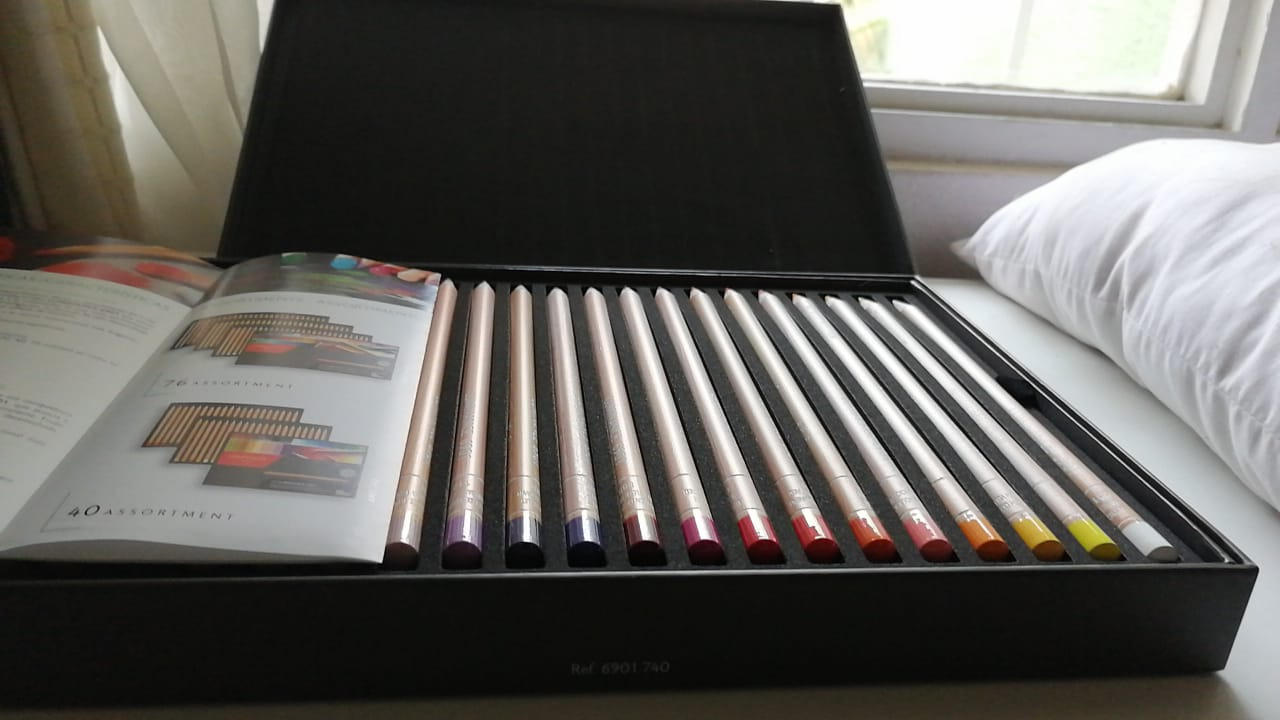 Caran D'ache Luminance Colored Pencil Set of 40 (6901.740) customer photo 2