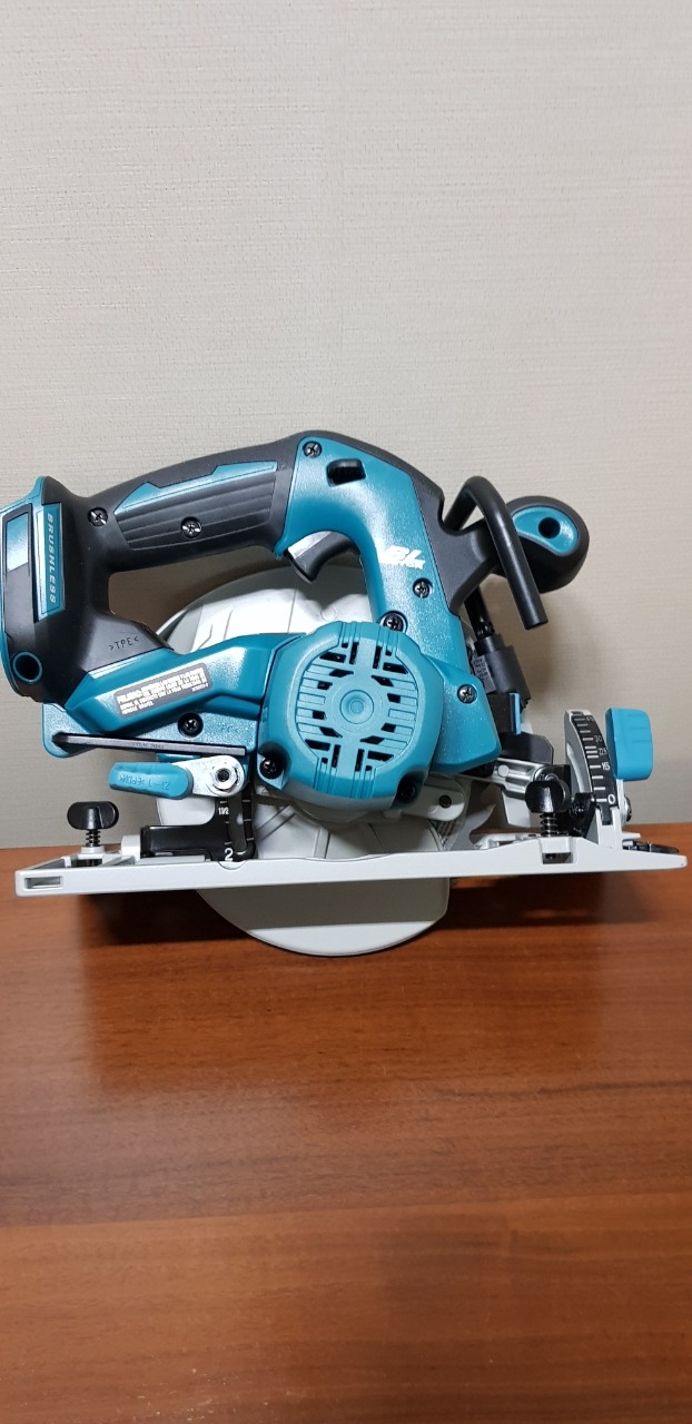 Makita XSH03Z 18V LXT® Lithium-Ion Brushless Cordless 6-1/2