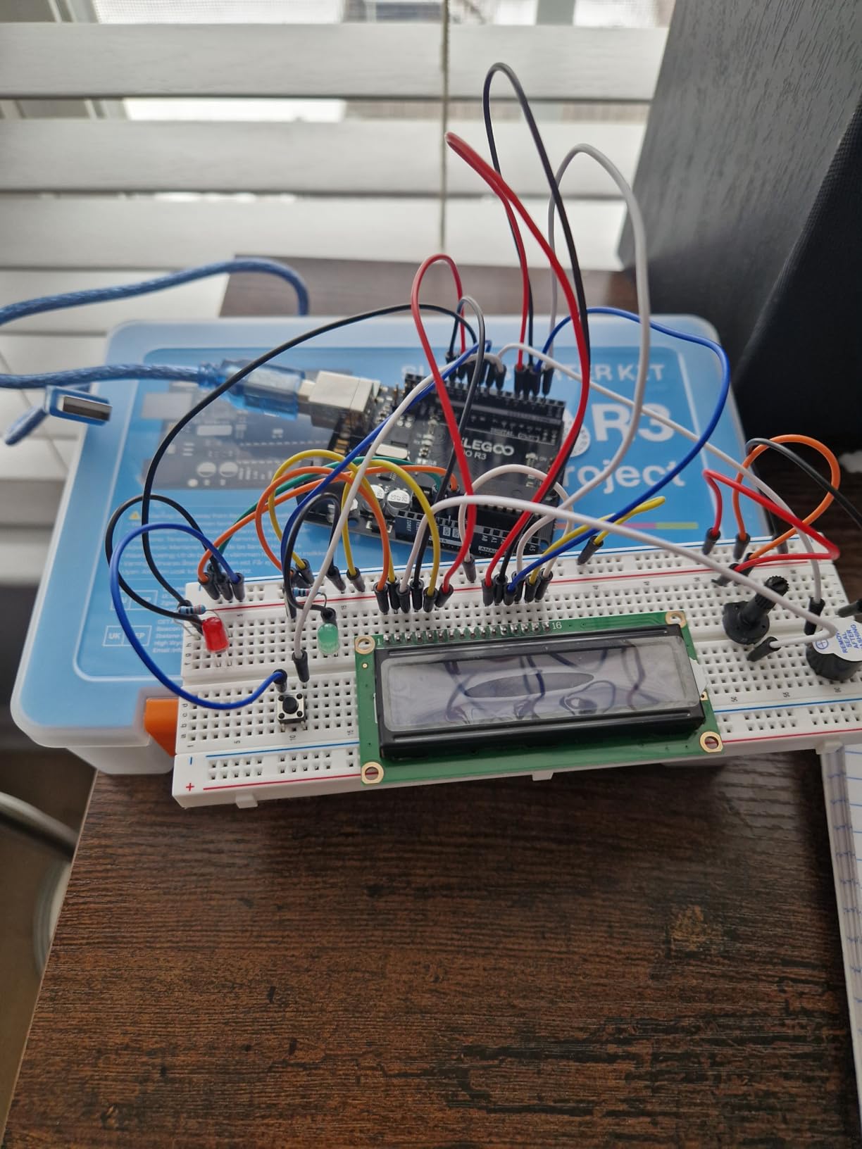 ELEGOO UNO R3 Project Super Starter Kit with PDF Tutorial for Beginners customer photo 1