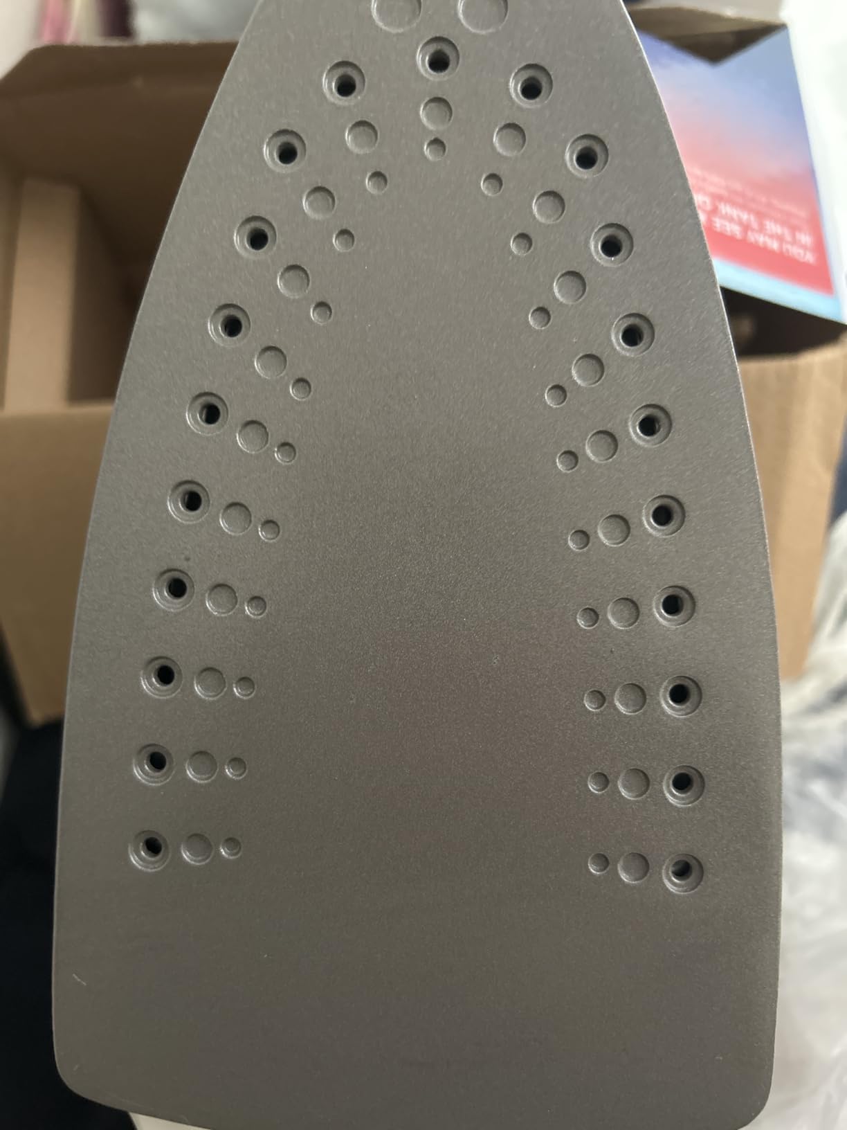 BLACK+DECKER Steam Iron for Clothes with Auto Shutoff & TrueGlide Soleplate customer photo 1