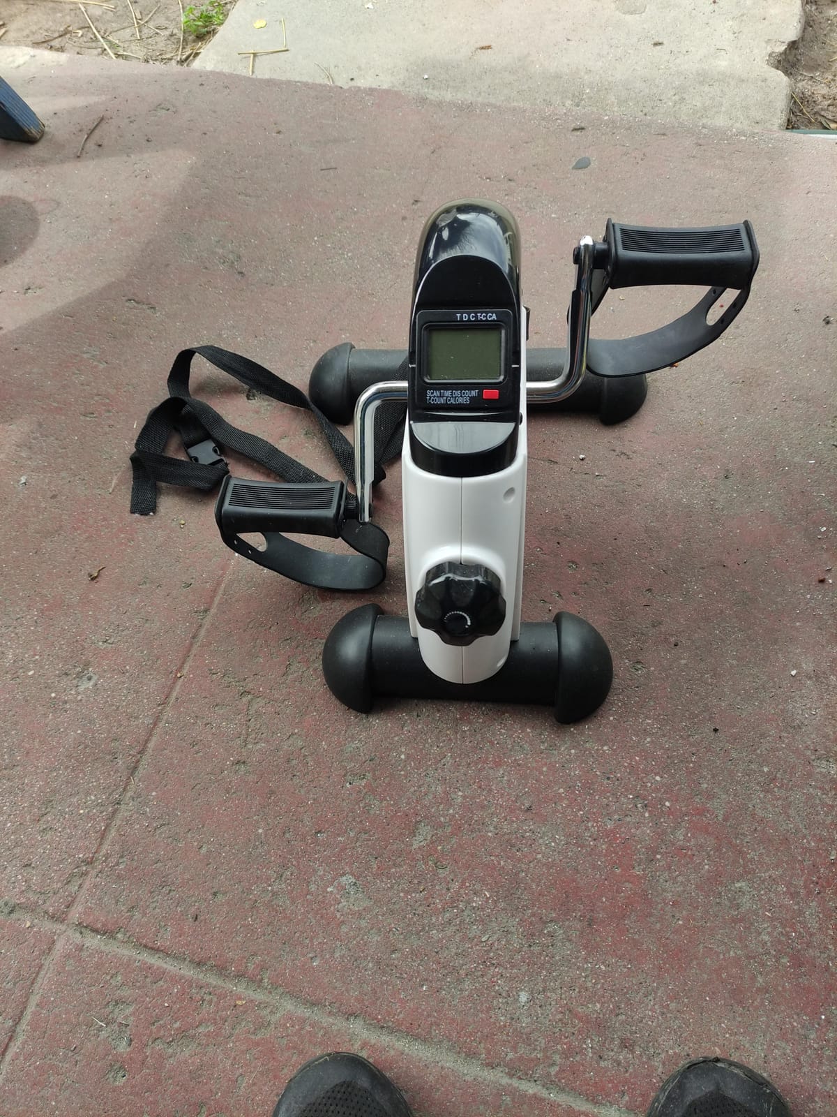 TODO Mini Exercise Bike Pedal Exerciser Foot Peddler Portable Therapy Bicycle with Digital Monitor customer photo 2