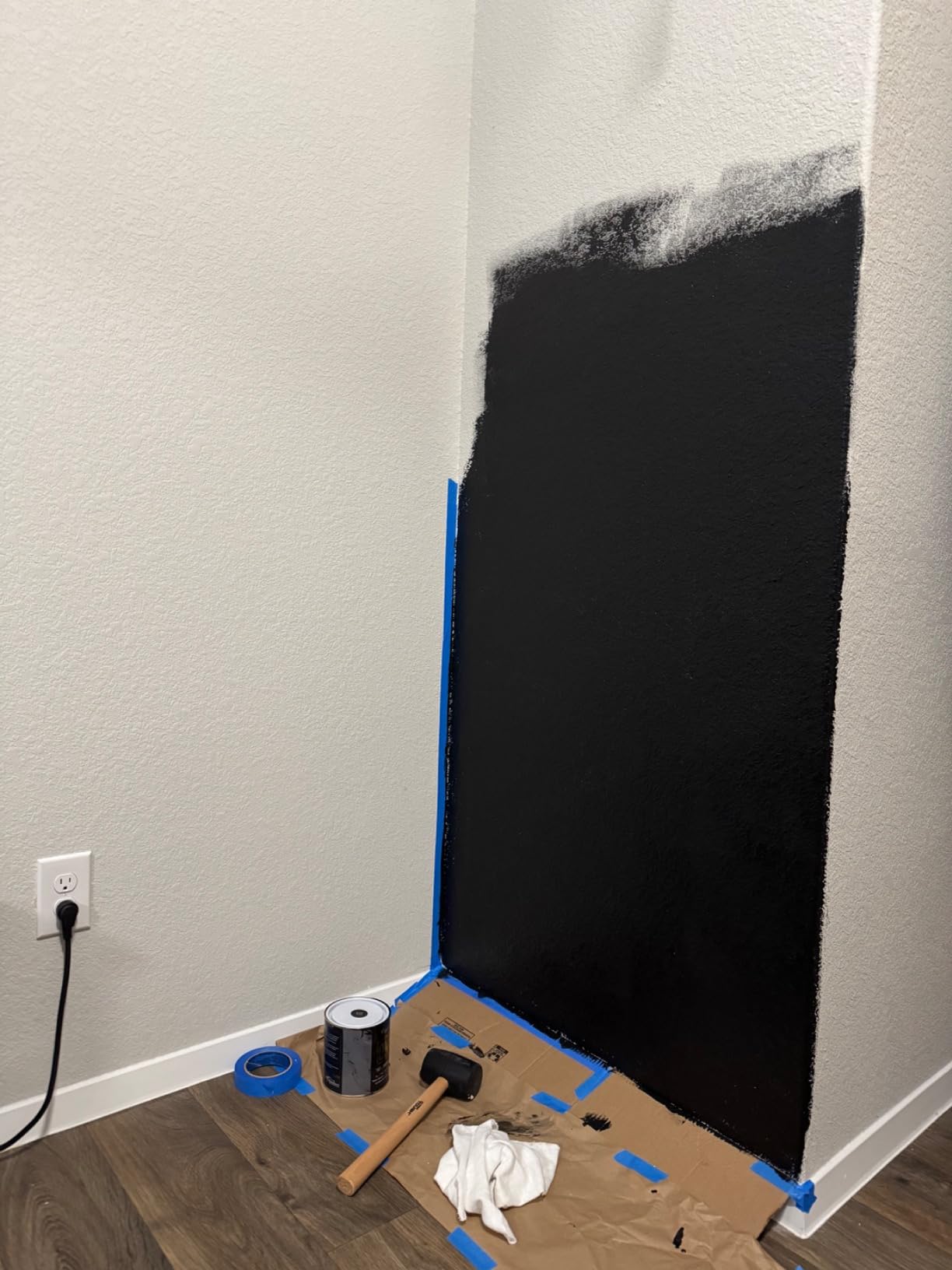 THE ONE All-In-One Paint & Primer - Black Gloss, 8.5 Fl Oz/250ml Sample | 1 Coat Formula | Easy Indoor & Outdoor Decorating for Home & Garden Walls, Floors & Furniture | Water-Based & Low VOC customer photo 1