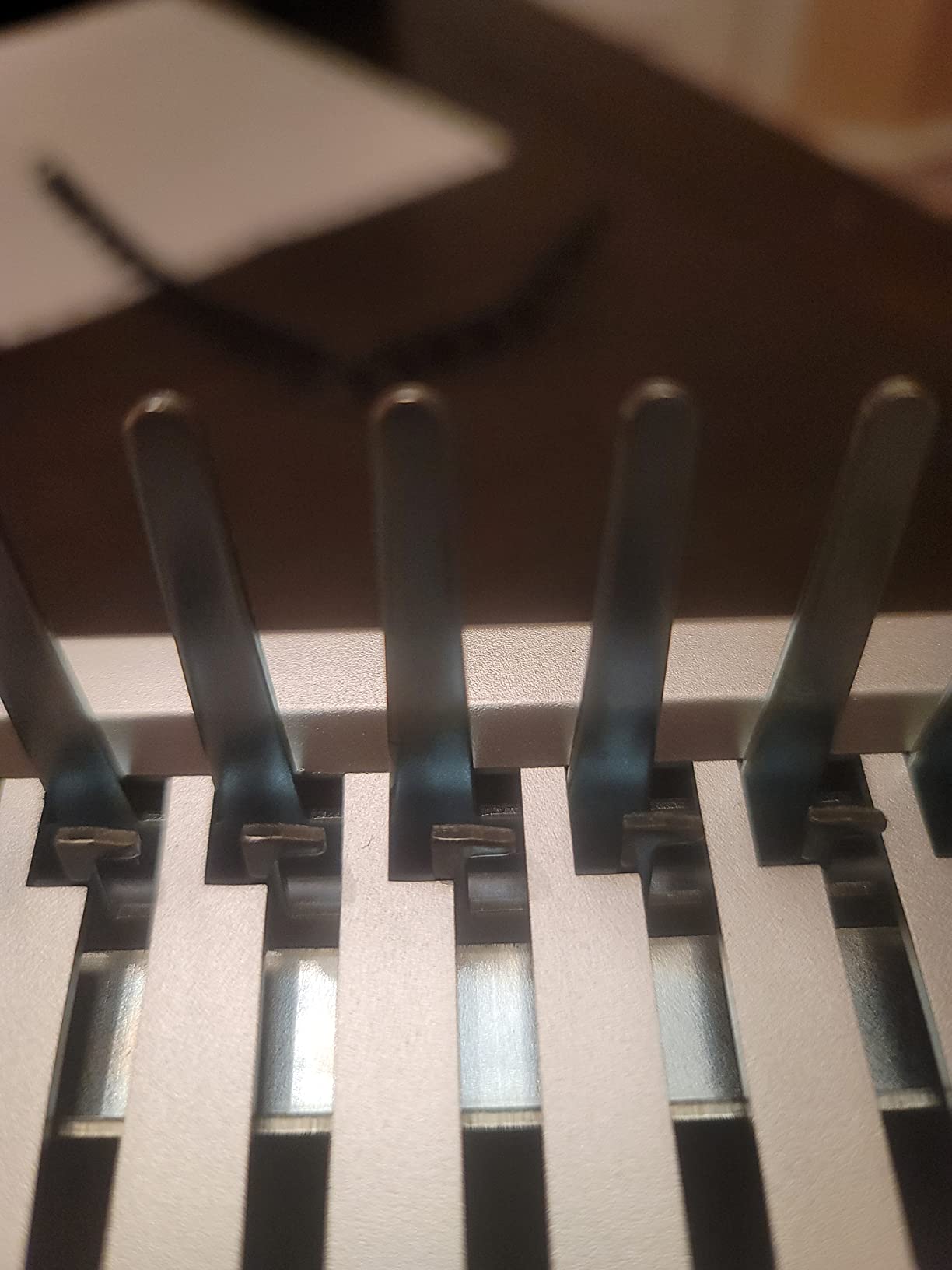 FLKQC 21 Hole Comb Binding Machine with 100PCS 3/8'' Plastic Comb Spines customer photo 1