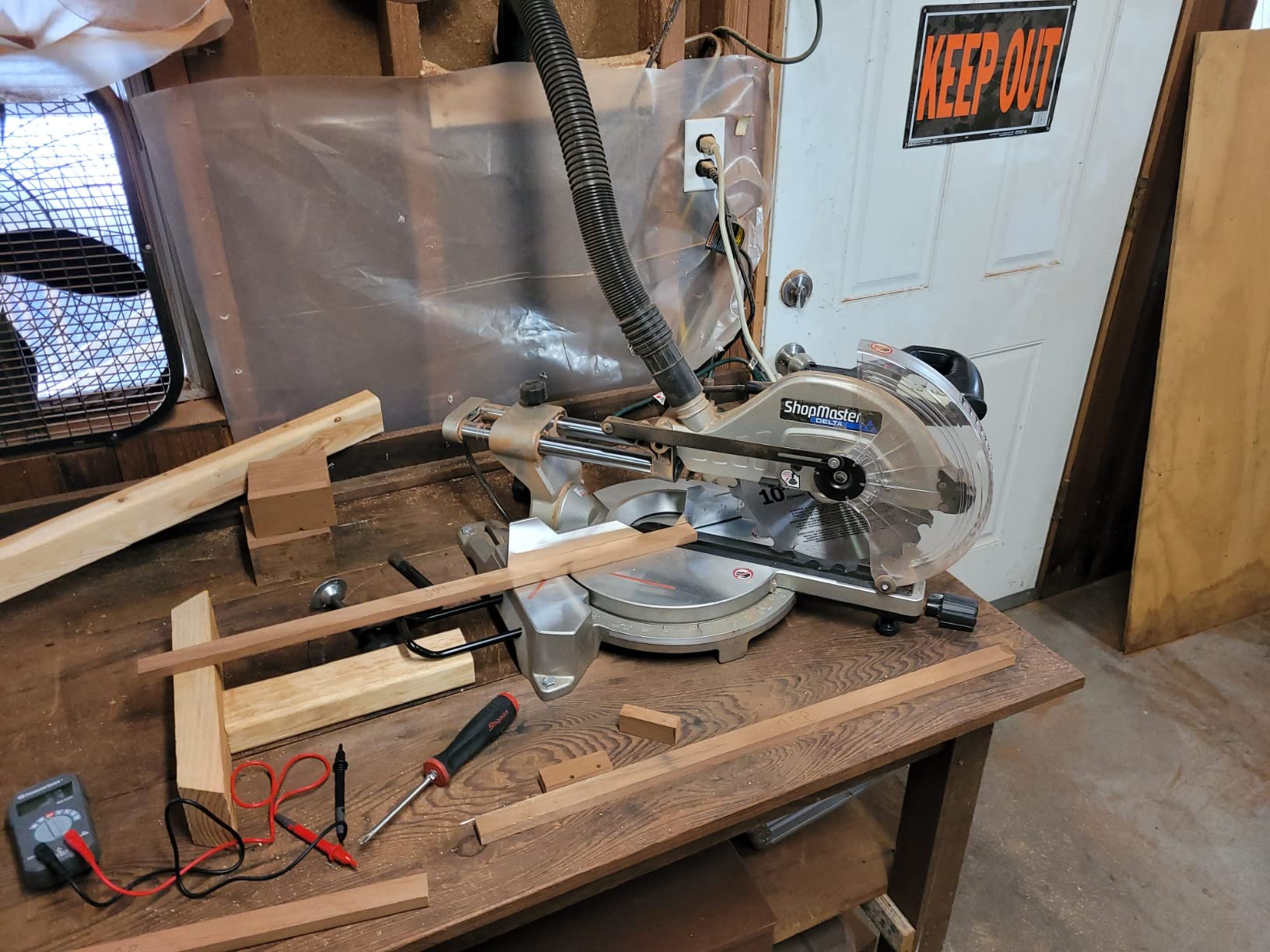 Delta - 10 in. Compound Sliding Miter Saw customer photo 2