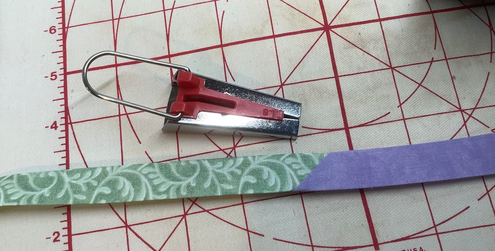 BUTUZE Bias Tape Makers Kit, Multiple Size Binding Tape Maker customer photo 2