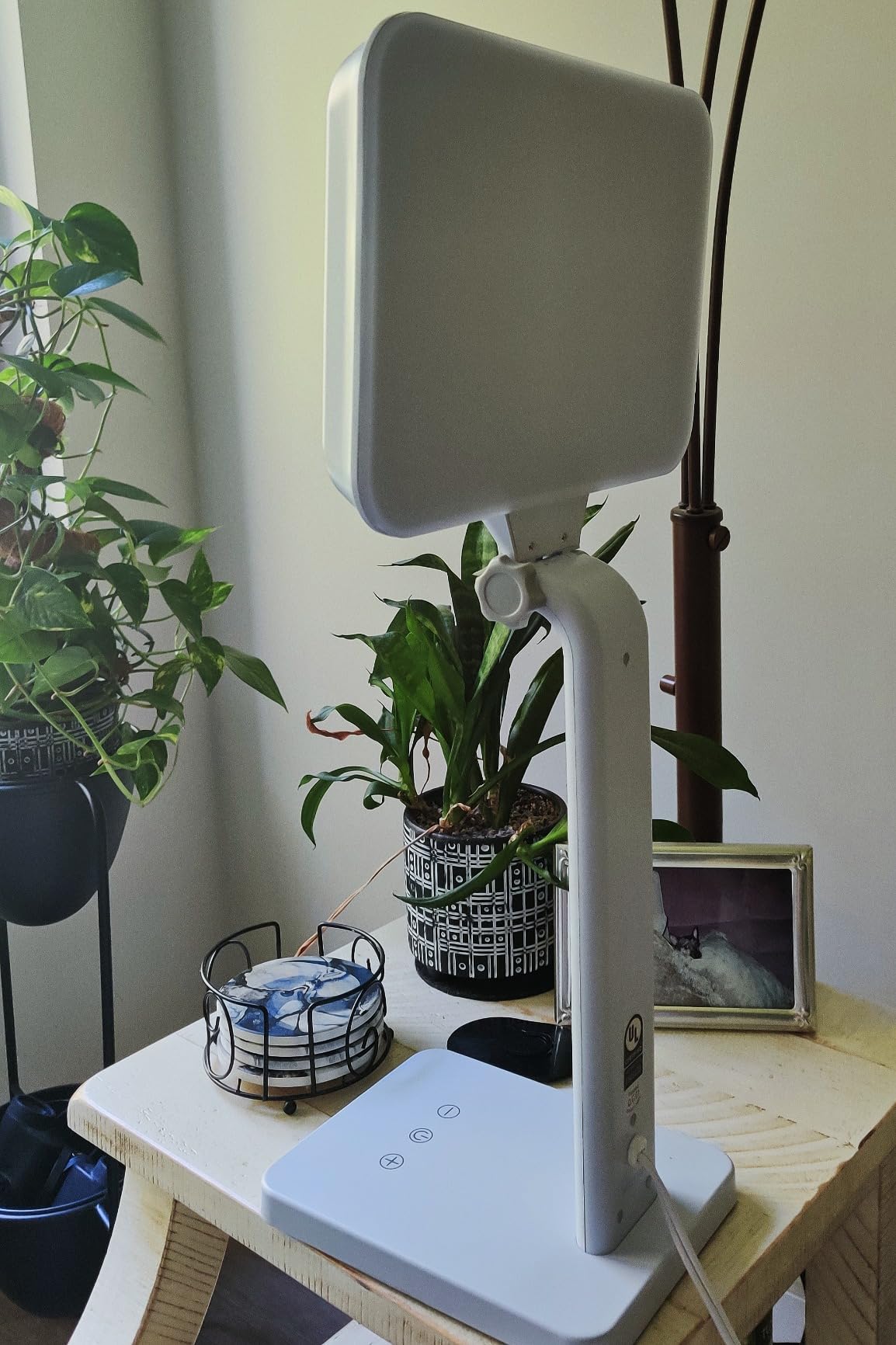 Theralite Aura Bright 10000 Lux Therapy Lamp, Sun Lamp for Light Box Therapy to Fight Low Energy with Adjustable Brightness 4 Light Settings for Sunlight Deprivation for Home and Office Use, White customer photo 1