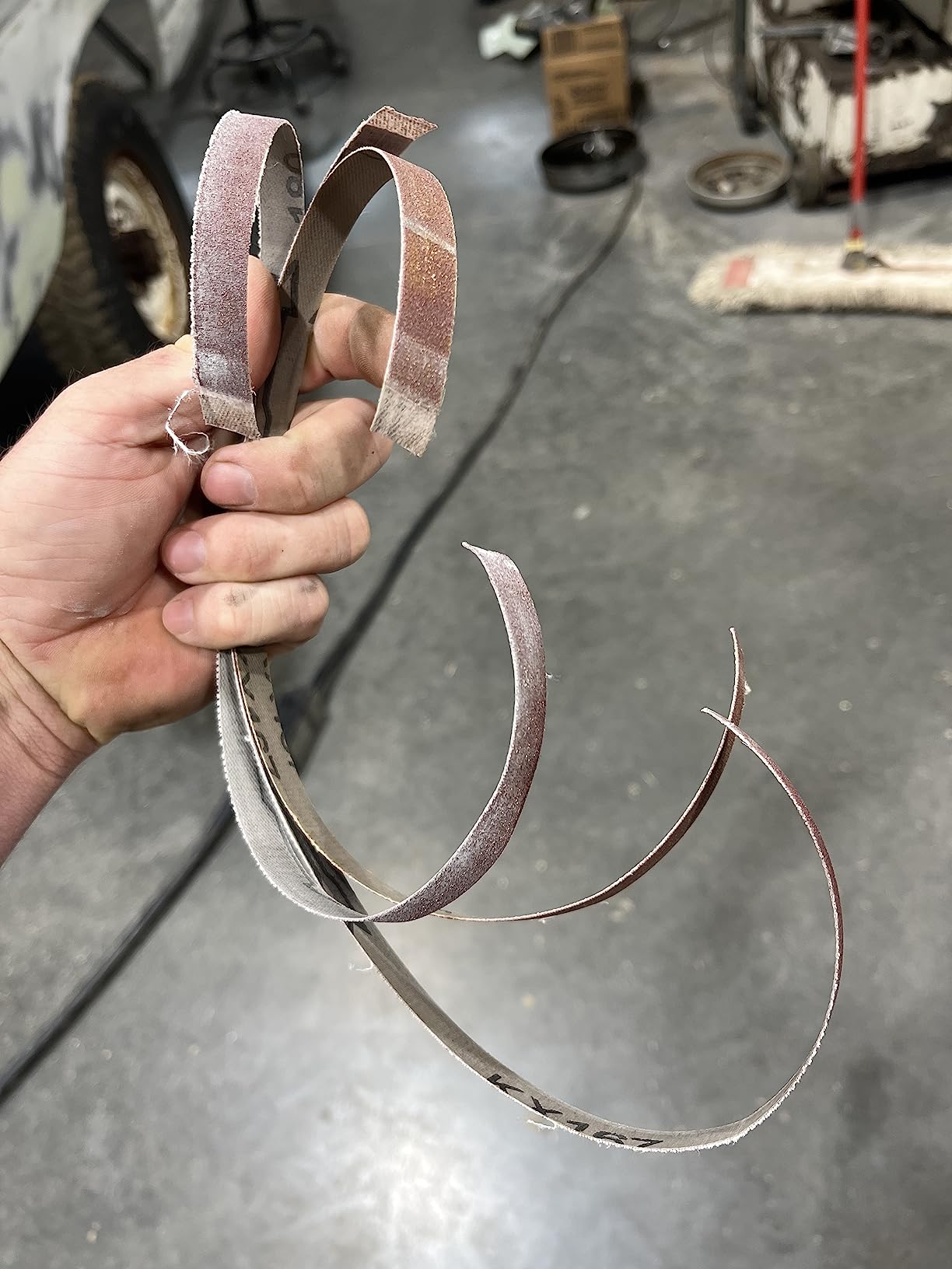 1/2 Inch x 18 Inch Sanding Belts, 4 Each of 60/80/120/180/240 Grits, Belt Sander Tool for Woodworking, Metal Polishing, 20 Pack Aluminum Oxide Sanding Belt customer photo 2