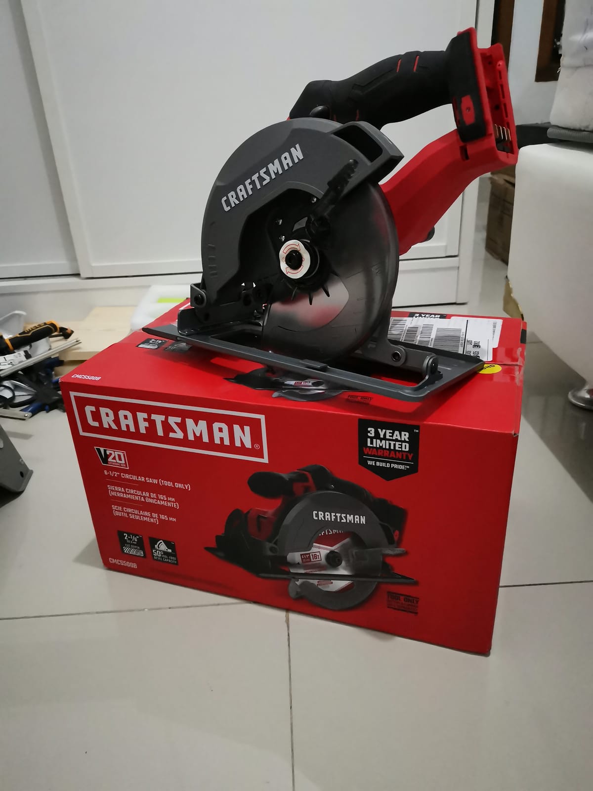 CRAFTSMAN V20 Cordless Circular Saw, 6-1/2 inch, Bare Tool Only (CMCS500B) customer photo 1