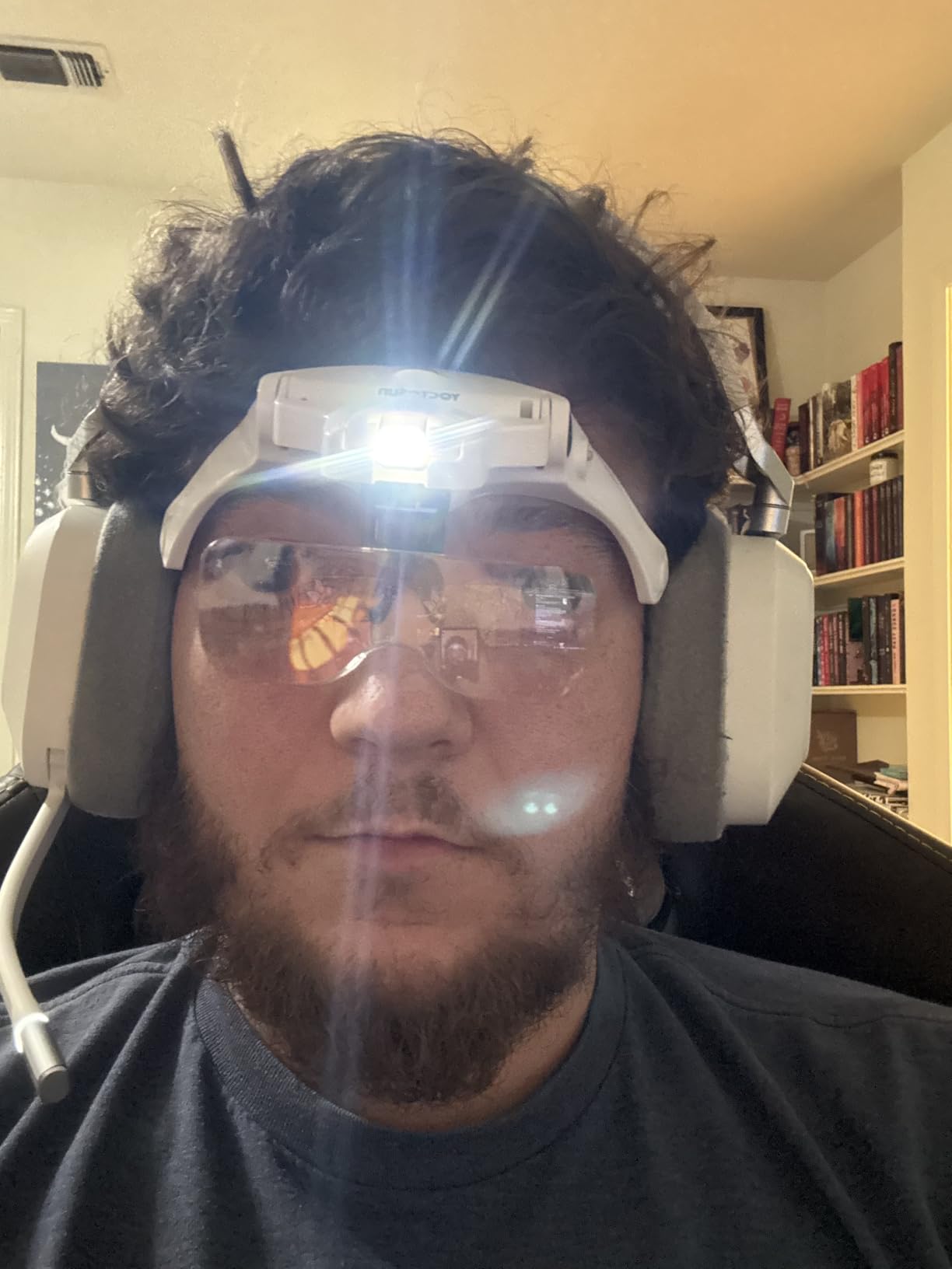 YOCTOSUN Magnifying Glass with Light, LED Head Magnifier 5 Lenses 1.0X-3.5X customer photo 1