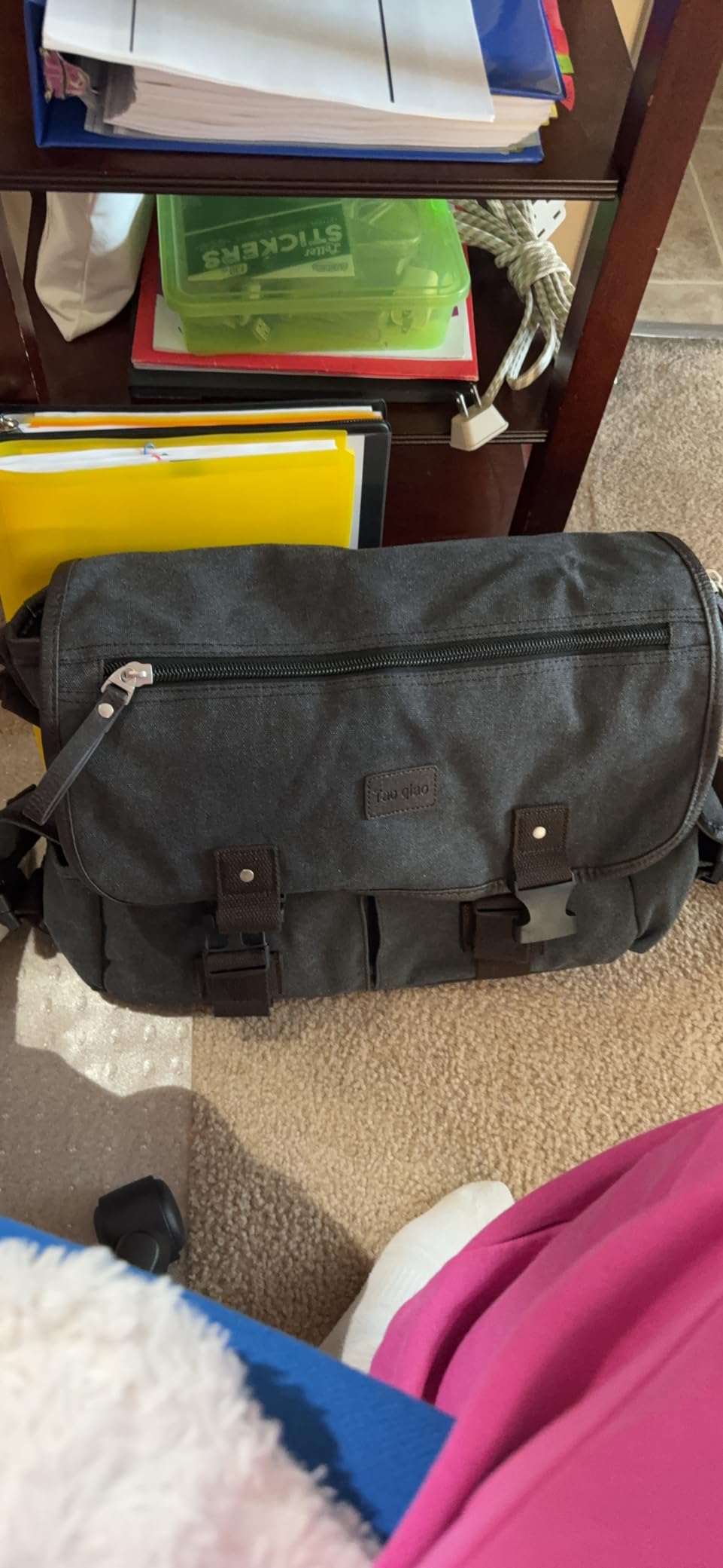 [Upgraded] Vintage Canvas Messenger Bag 13 15.6 17 inches Large Book Laptop Shoulder Bag Women Men New (Black, X-Large) customer photo 1
