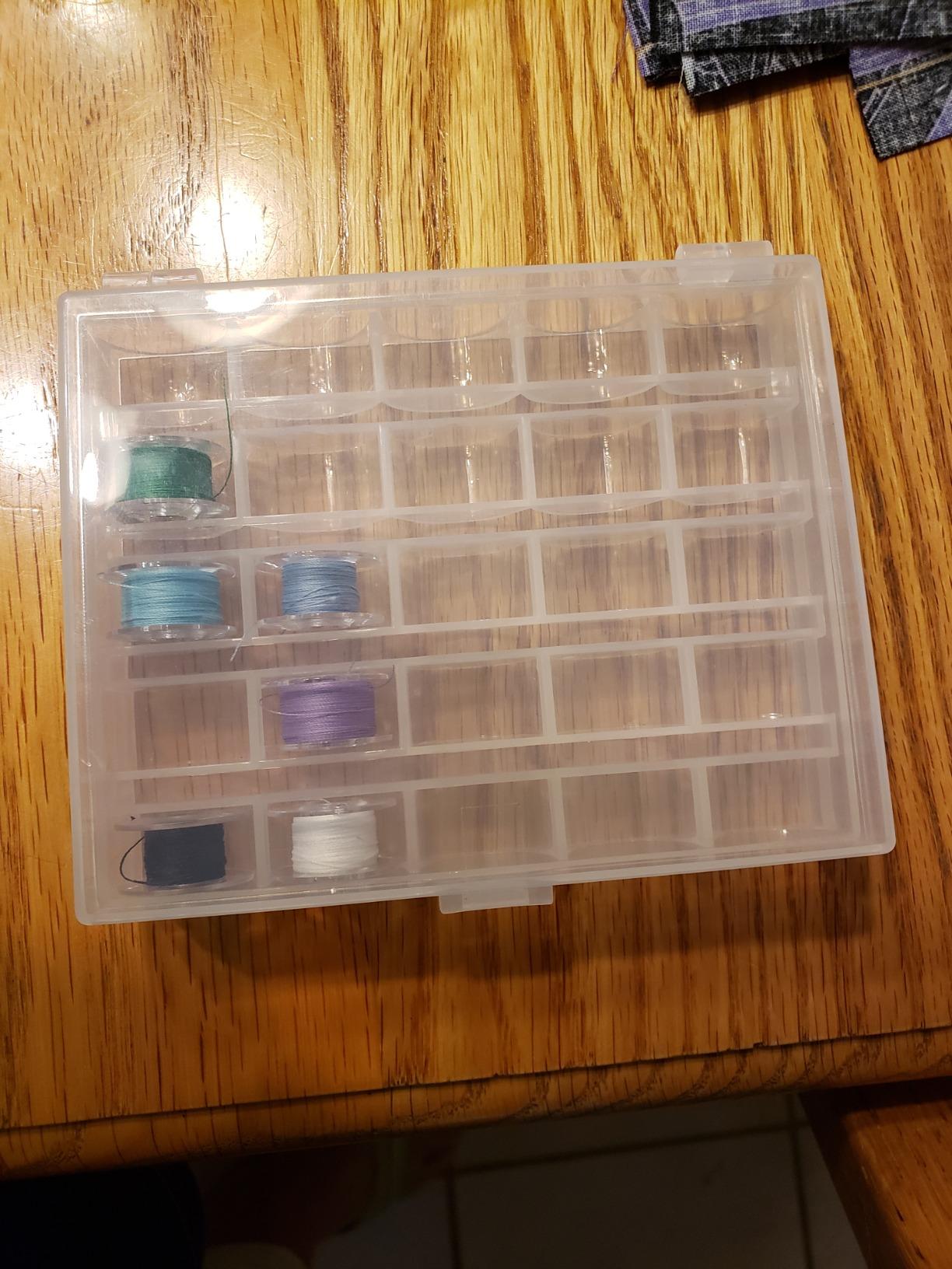 AKIRO 25 Slots Empty Bobbins Spools Box, Sewing Craft Plastic Case Storage Box for Sewing Machine 2 Pack customer photo 1