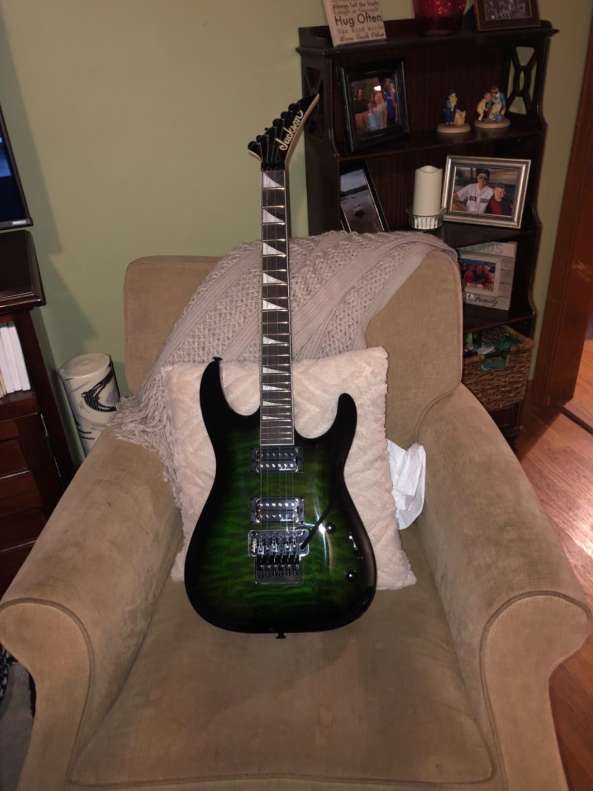 Jackson JS Series Dinky Arch Top JS32Q DKA 6 String Electric Guitar customer photo 2