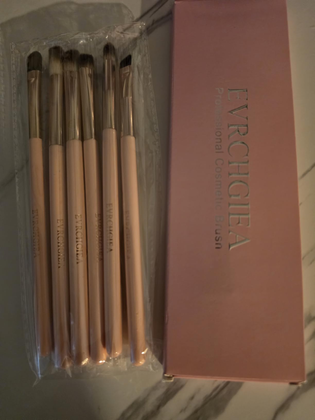 Eye Makeup Brush Set, 6 Pcs Professional Blending Eyeshadow Makeup Brushes for Concealer Eyebrows Eyeliner, Soft Hairs & Wood Handle customer photo 2