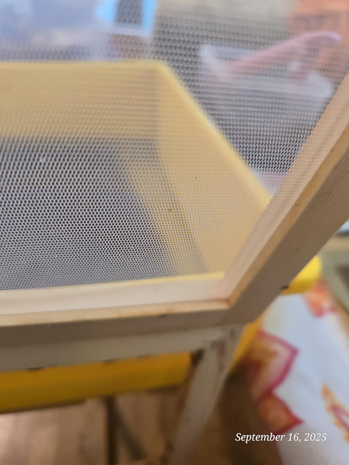 Worown A6 Size Paper Making Screen, Natural Wooden Papermaking Mould, 5 x 7 inch Wooden Paper Making Frame for DIY Craft and Dried Flower Handcraft customer photo 1