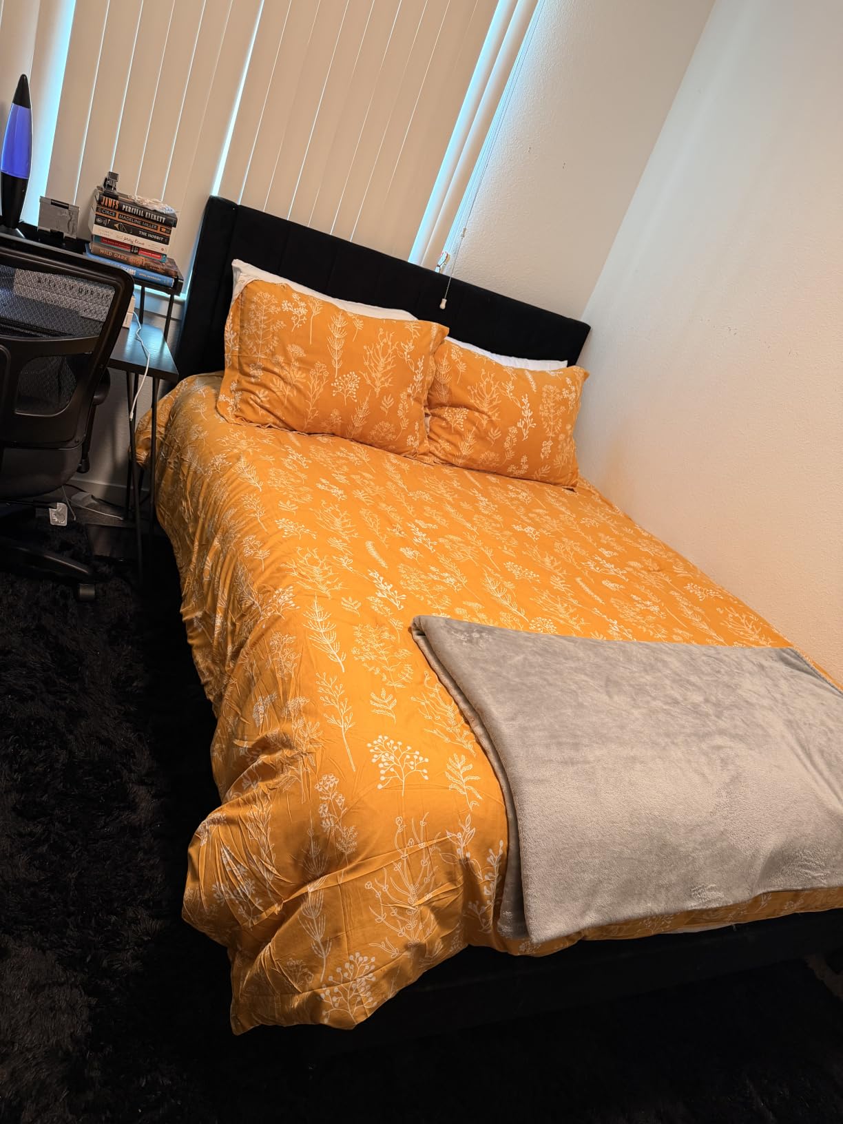 Bedsure Floral Comforter Set Cute Bedding Set Queen Reversible Sage Green customer photo 2