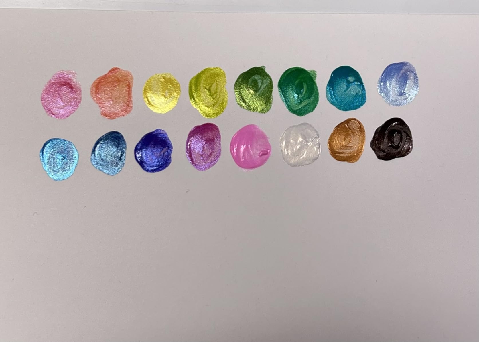 Shuttle Art Acrylic Paint, 50 Colors Acrylic Paint Set, 2oz/60ml Bottles, Rich Pigments, Water Proof, Premium for Artists, Beginners and Kids on Canvas Rocks Wood Ceramic Fabric customer photo 1