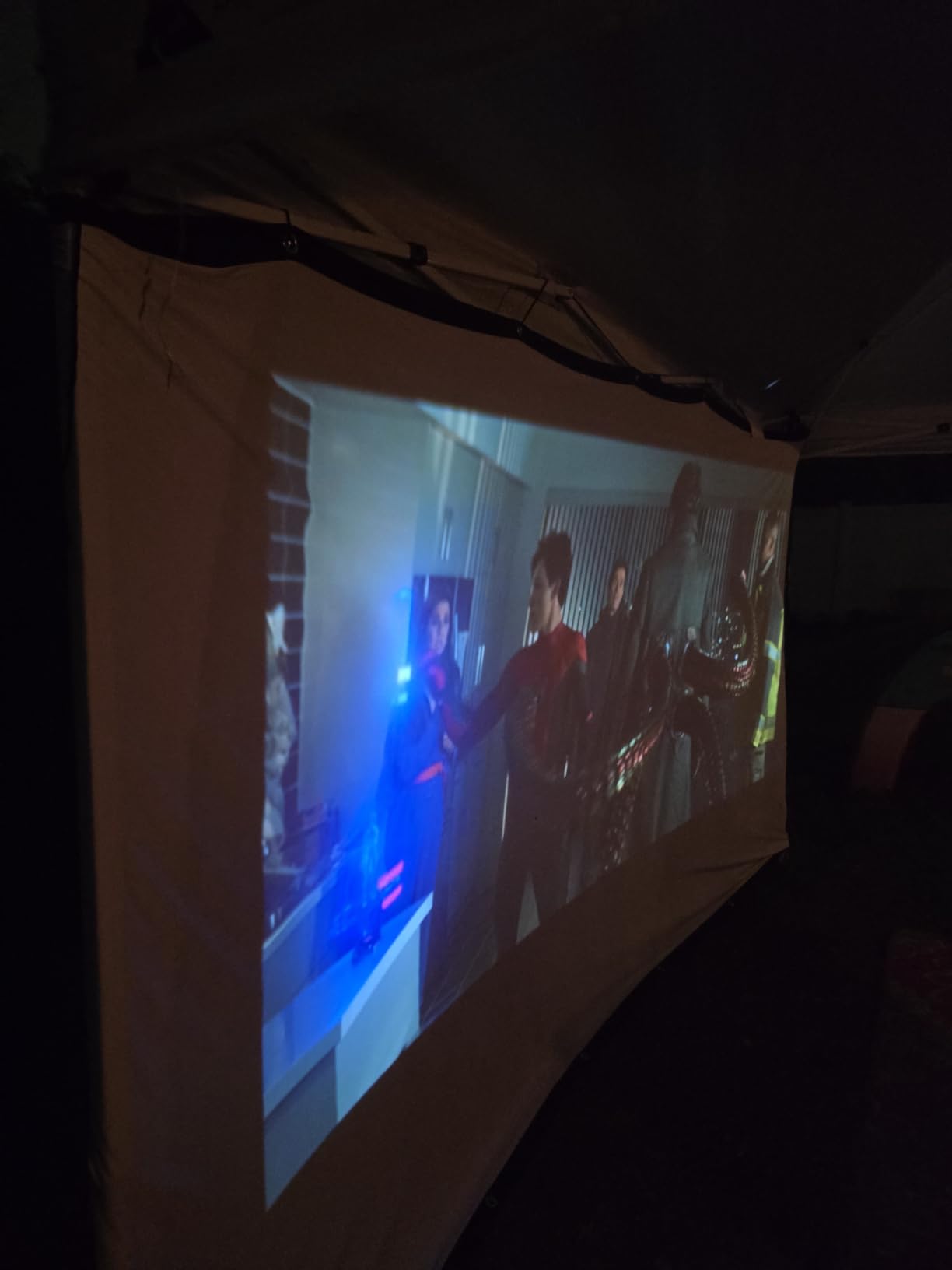 AAJK 150inch Outdoor Projector Screen Anti Crease Portable Movie Screen customer photo 1