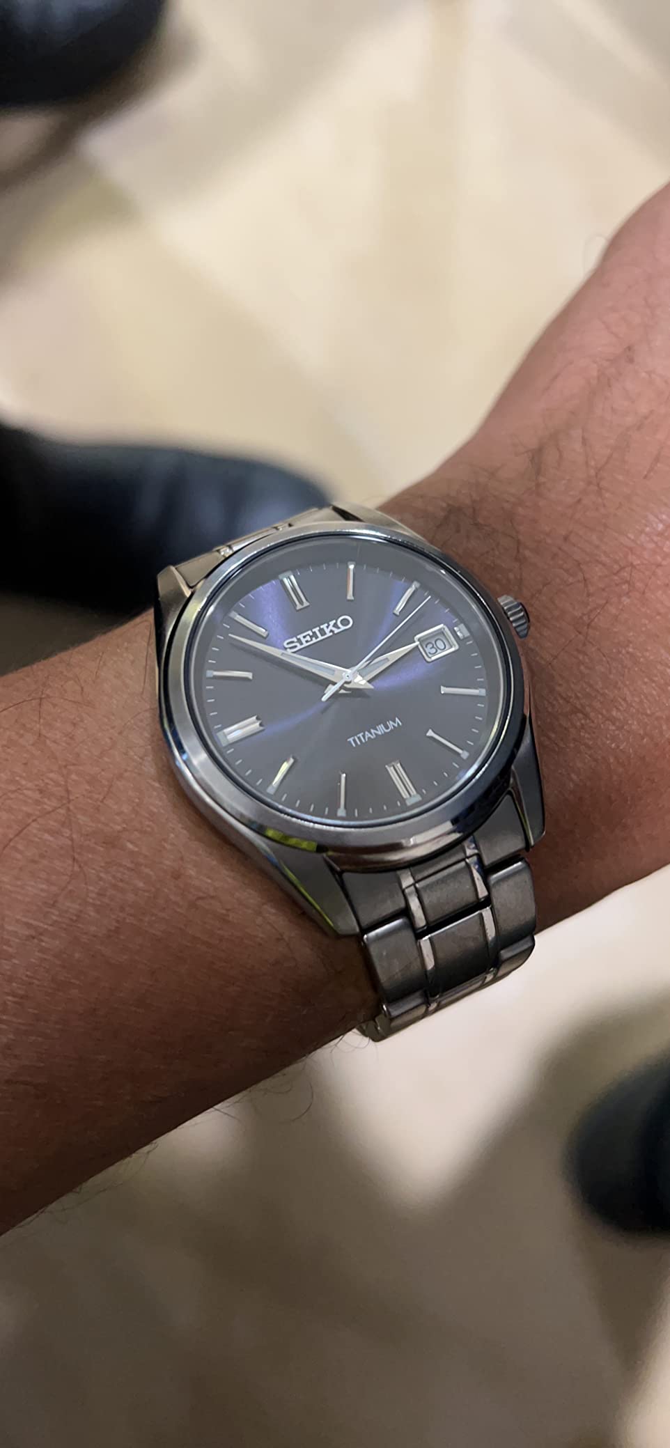 Seiko SUR373 Watch for Men - Essentials - Blue Dial with Sunray Finish, Date Calendar, Titanium Case & Bracelet, Sapphire Crystal, and 100m Water Resistant customer photo 2