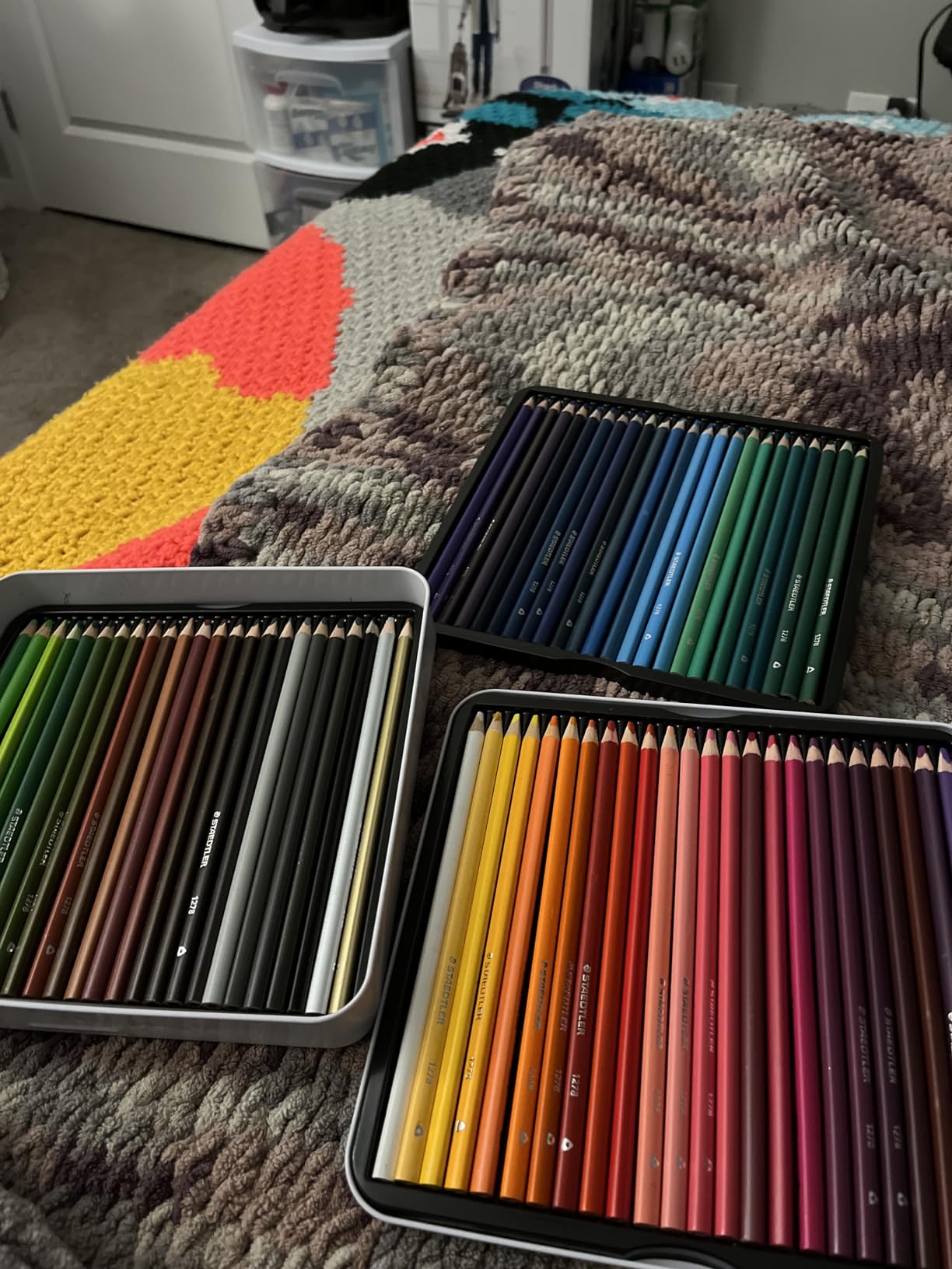 STAEDTLER Triangular Colored Pencils Set, 72 Pack: Ergonomic Colored Pencils in Tin for Drawing, Coloring, Shading & School Projects – Soft Blendable Core Art Pencils for Students, Adults & Artists customer photo 2