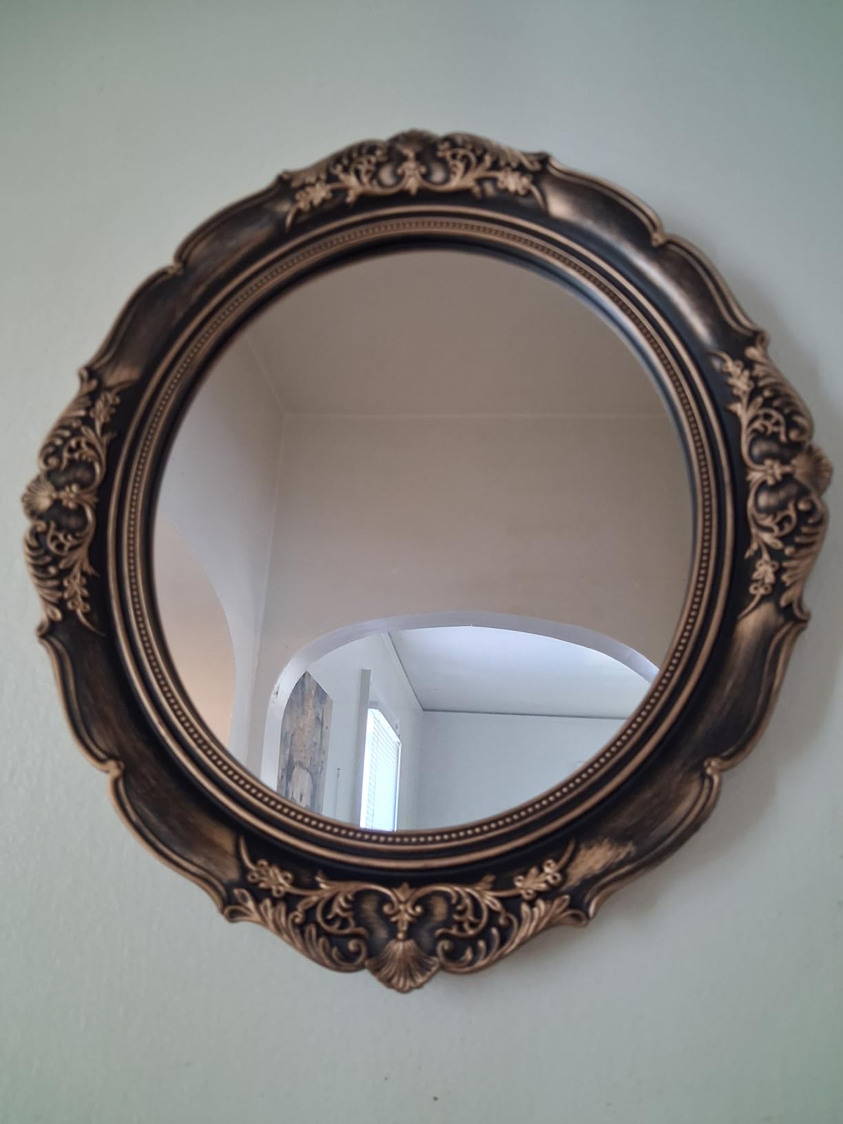 YCHMIR Vintage Decorative Wall Mirror 14.8 x 13.1 Inch Oval Mirror （Green） customer photo 2