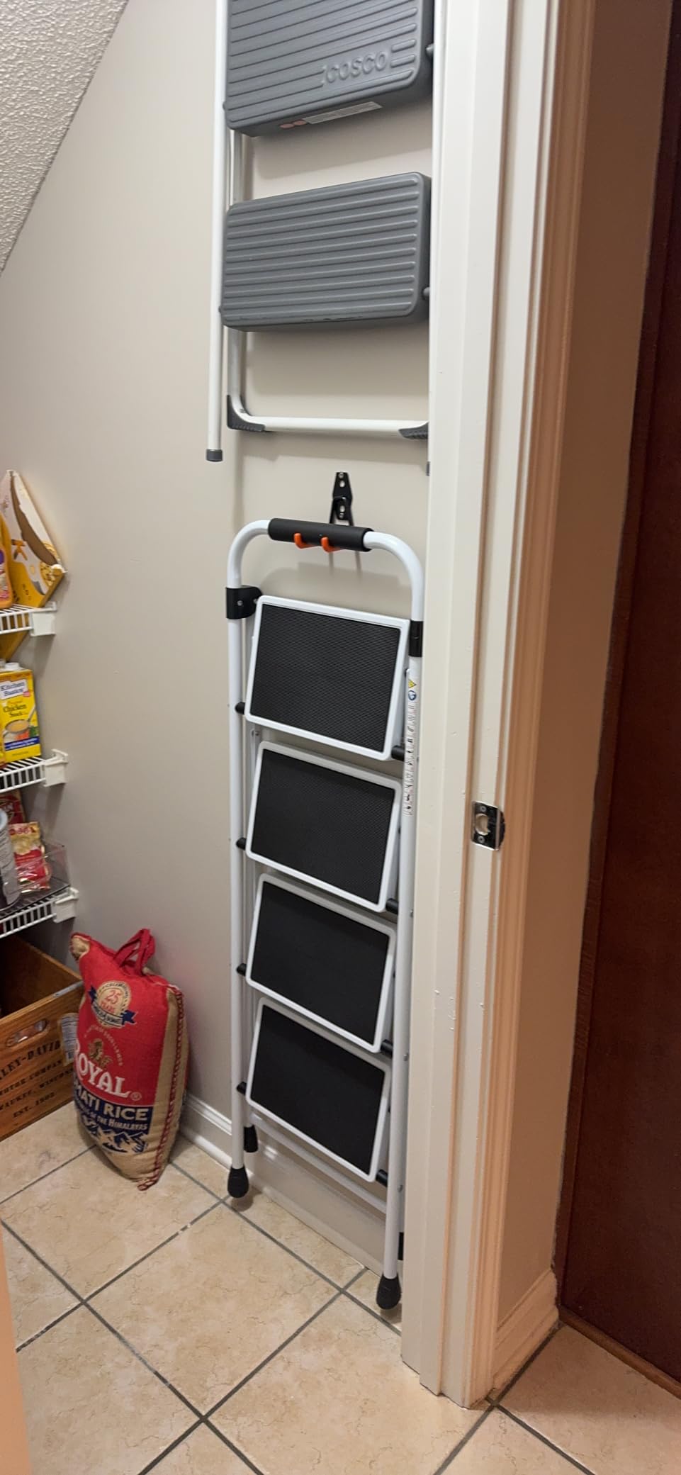 KINGRACK Step Ladder, 4 Step Folding Ladder with Handrails | Heavy Duty Steel Stool Sturdy Collapsible Portable Ladder with Anti-Slip Wide Pedal, White customer photo 1