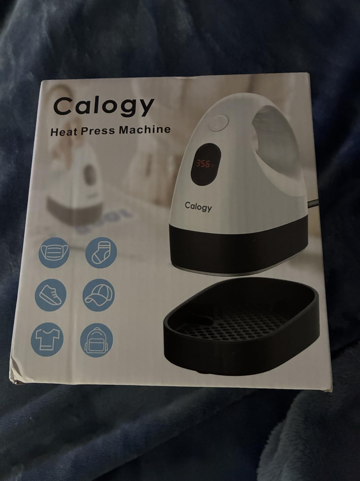 Calogy Mini Heat Press, Heat Transfer Machine, Constant Temp Control, Insulated Safety Base, Fits for Crafts, T-Shirt, Hat, Cap, Pillows(White Pink) customer photo 1