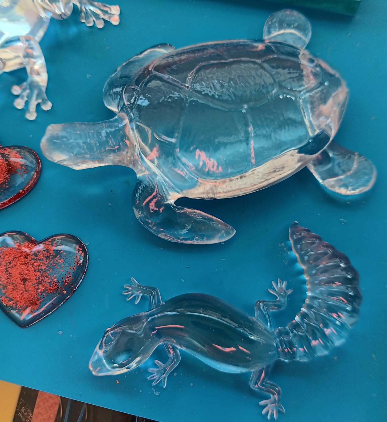 LET'S RESIN 1 Gallon Epoxy Resin Kit with Color Pigment, Clear Resin Kit customer photo 1